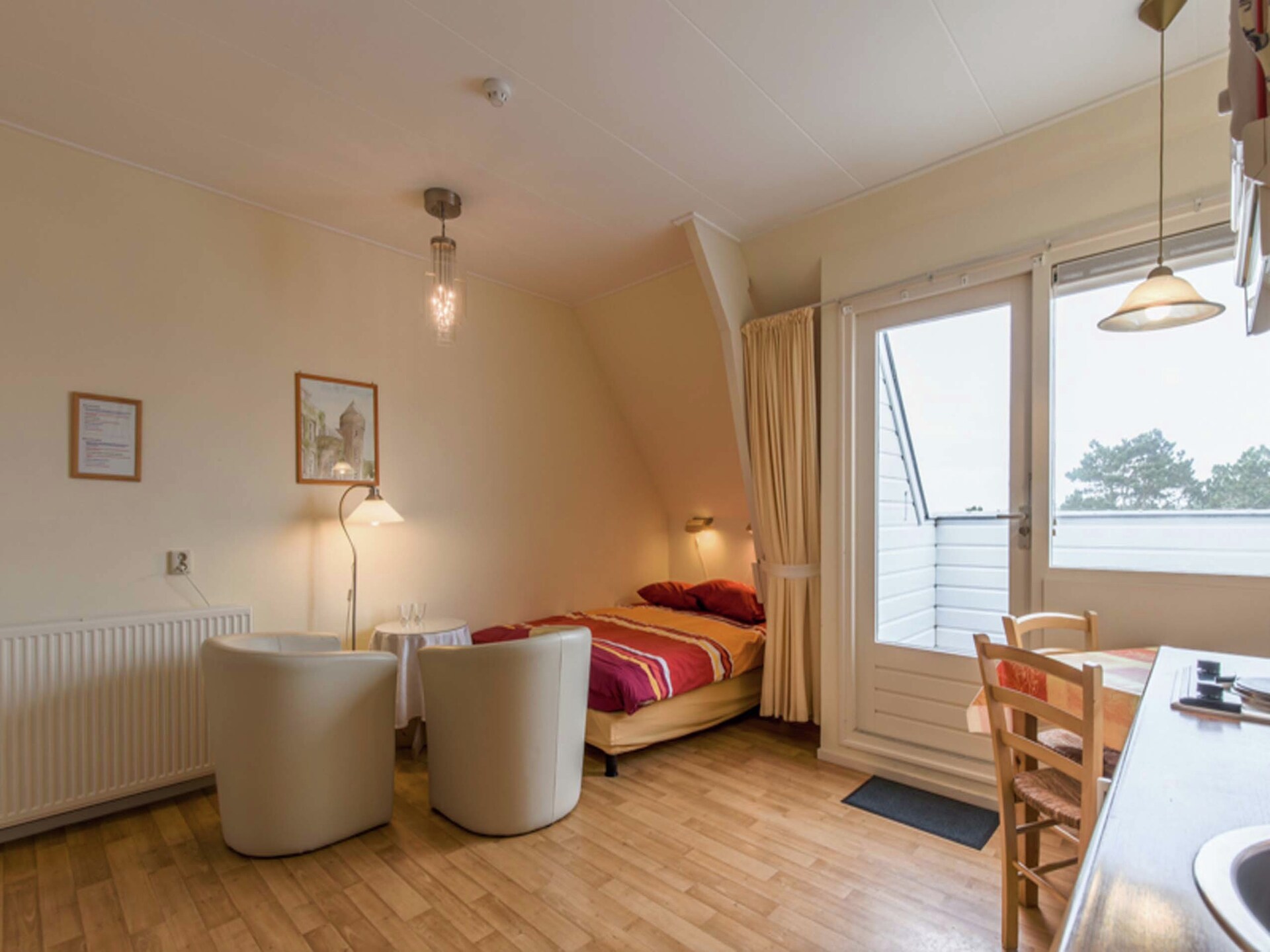 Romantisch studio-appartement met zeezicht in rijksmonument op landgoed - foto 5