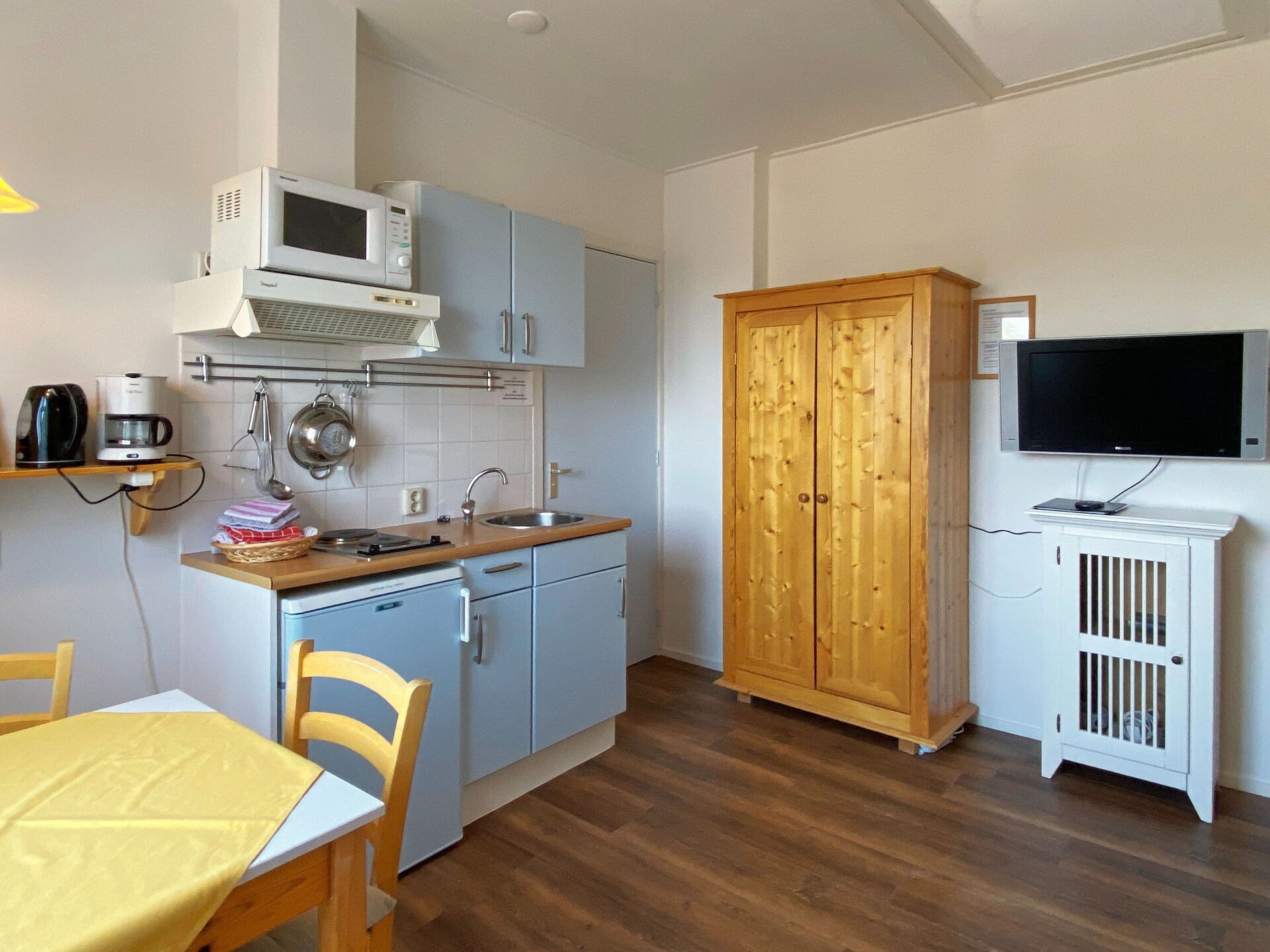 Romantisch studio-appartement met zeezicht in rijksmonument op landgoed - foto 8