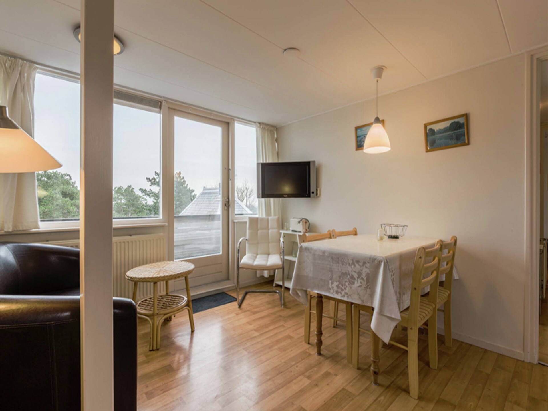 Huize Glory Topaas: sfeervol appartement op loopafstand van zee en duinen - foto 2
