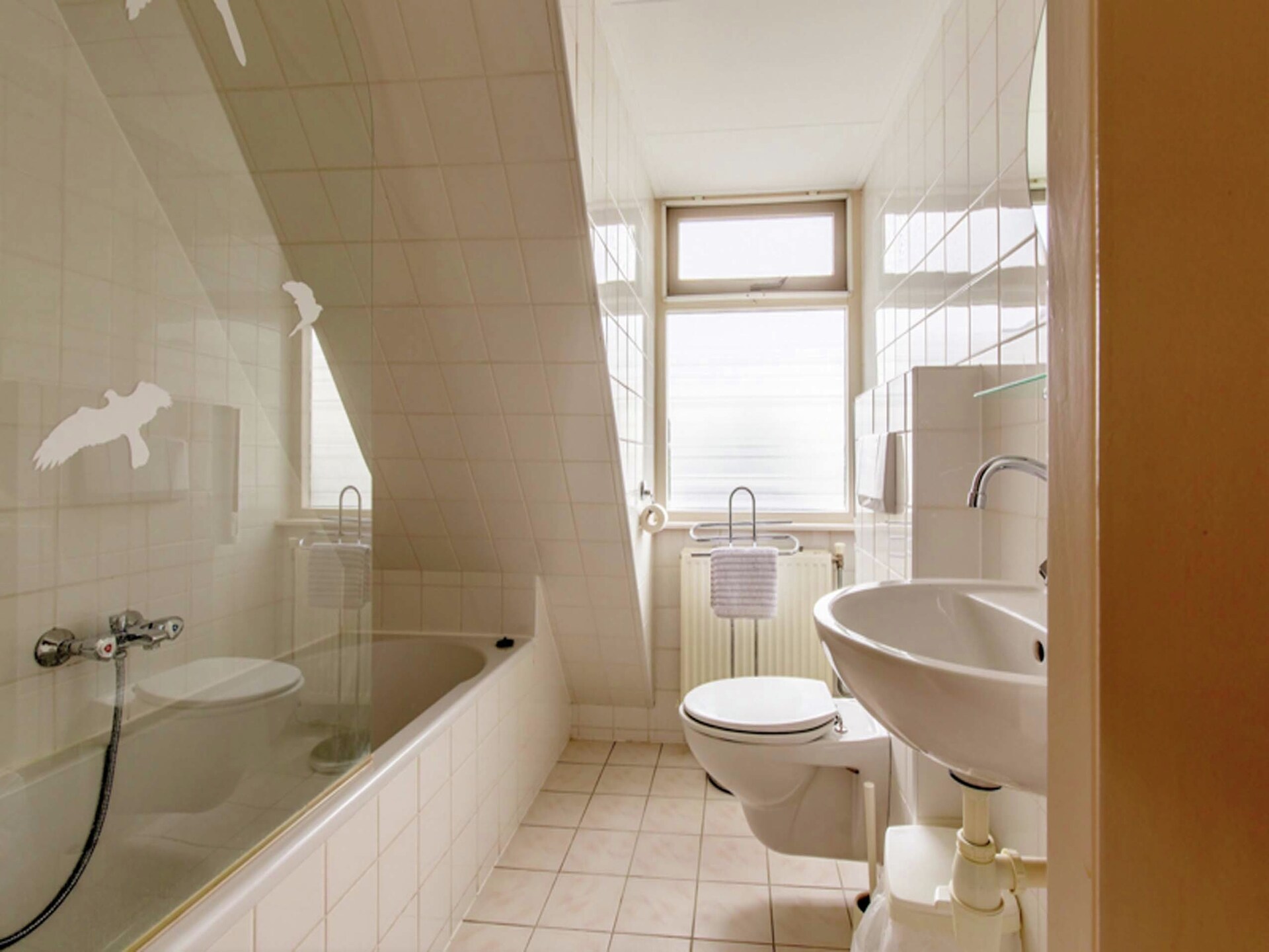 Huize Glory Topaas: sfeervol appartement op loopafstand van zee en duinen - foto 18