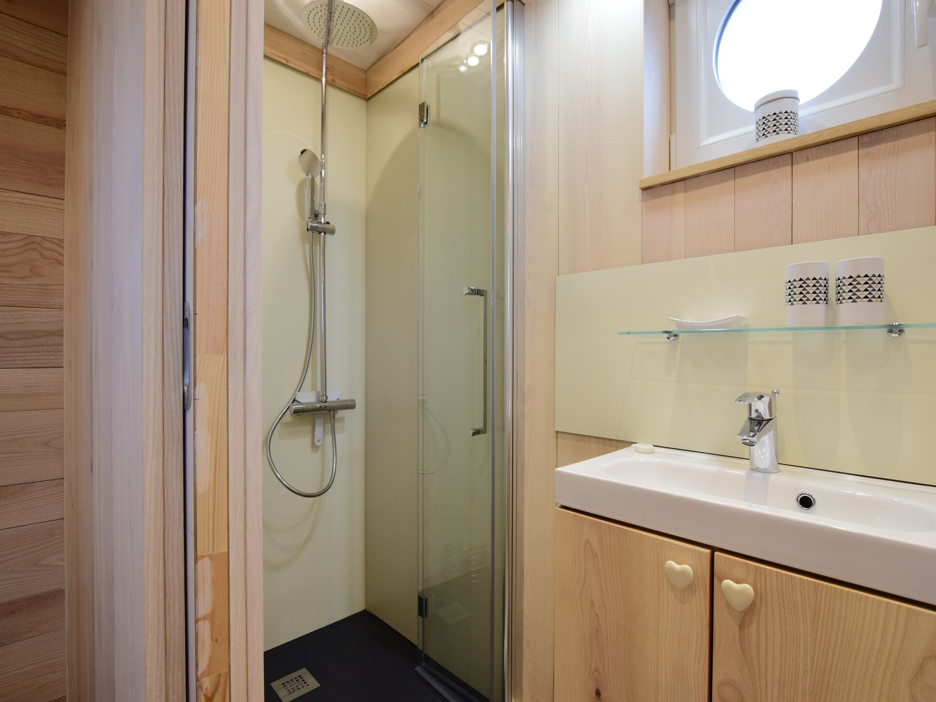Gezellig landhuis met privésauna in het hart van Vielsalm - foto 14