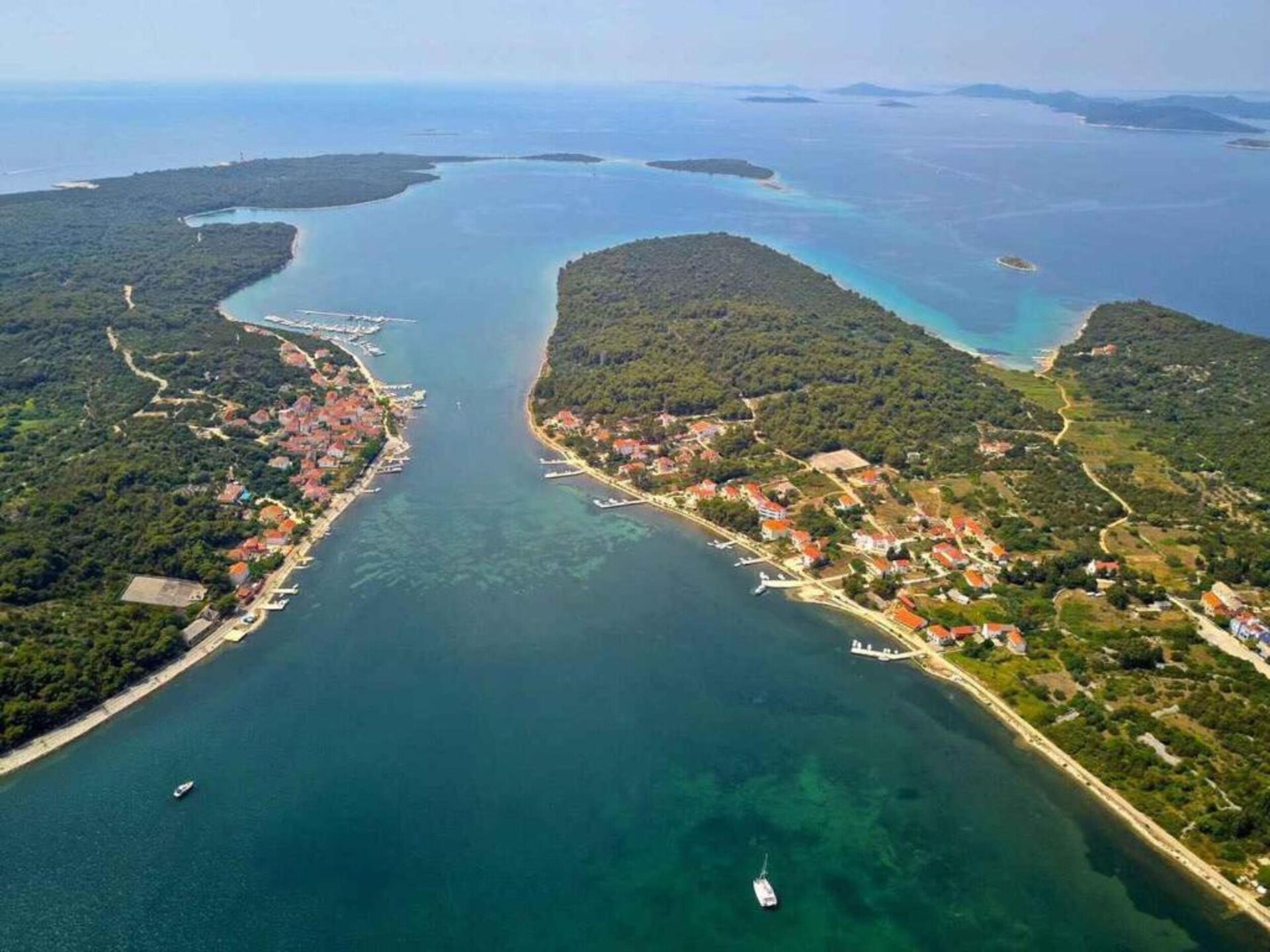 Strandappartement met dakterras op 100 meter van zee, Dugi otok - foto 31