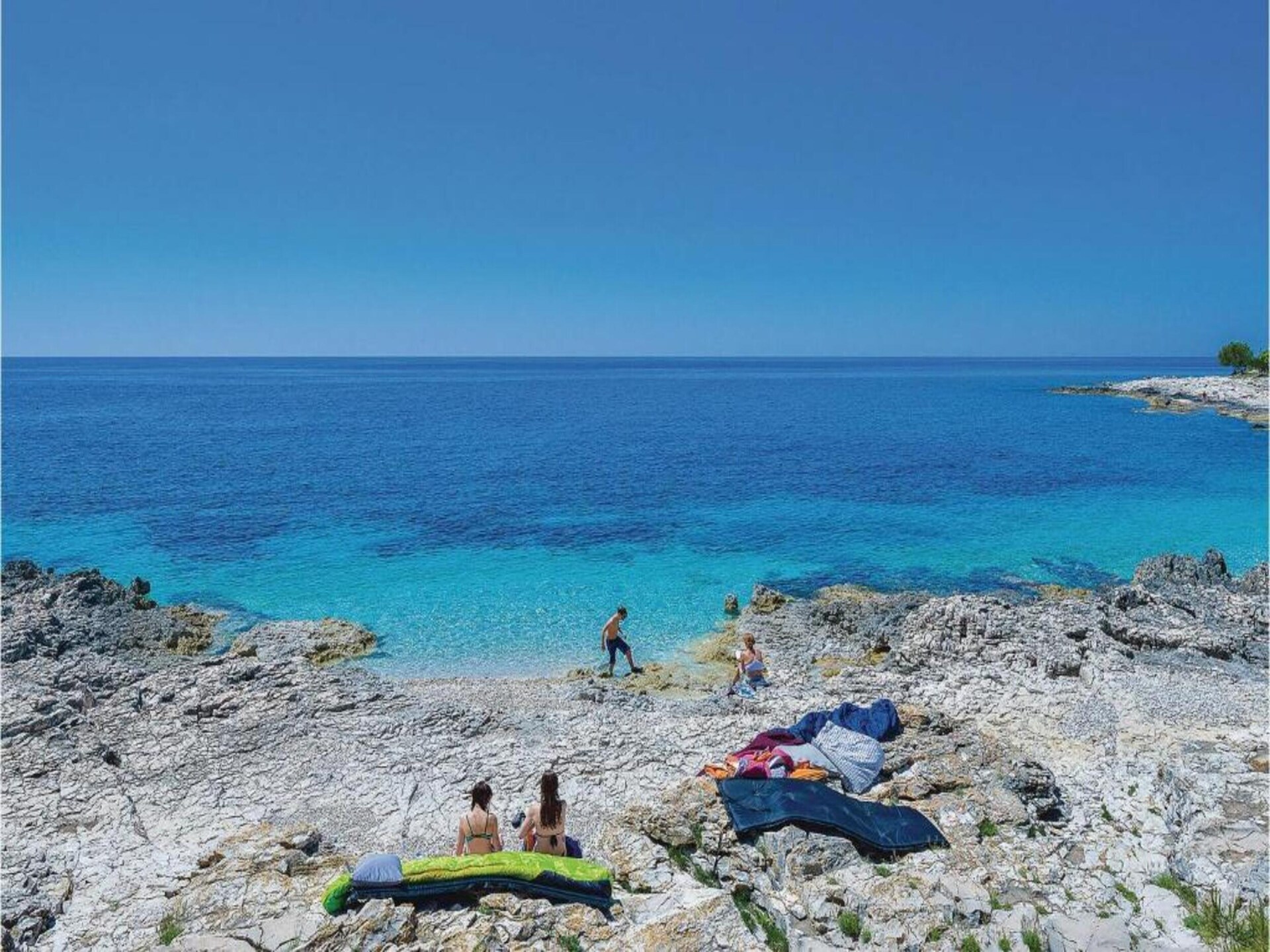 Strandappartement met dakterras op 100 meter van zee, Dugi otok - foto 33