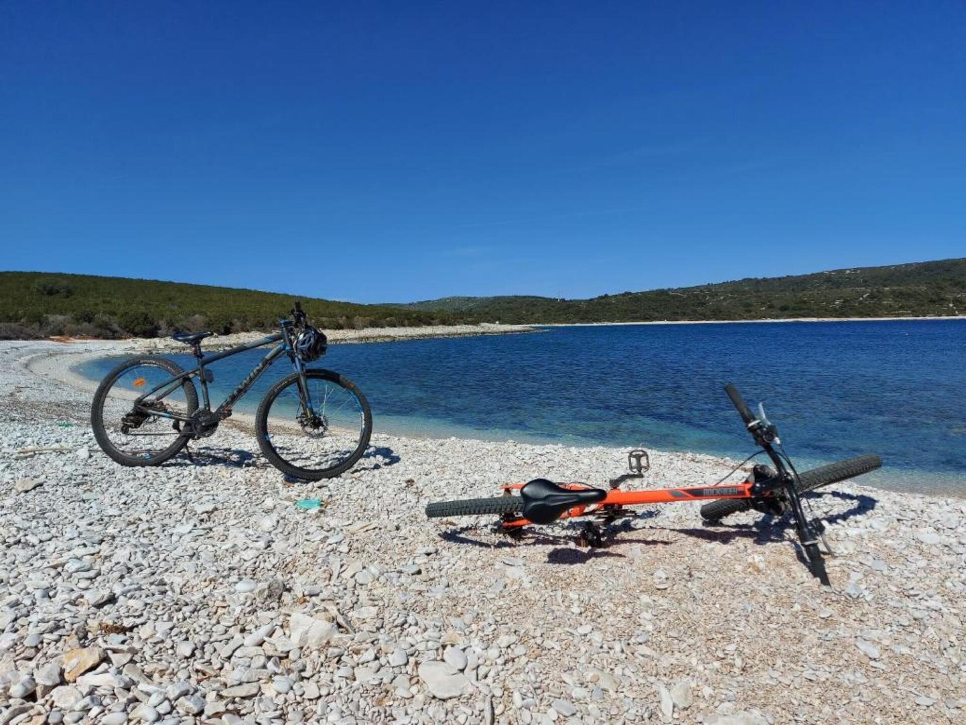 Strandappartement met dakterras op 100 meter van zee, Dugi otok - foto 25