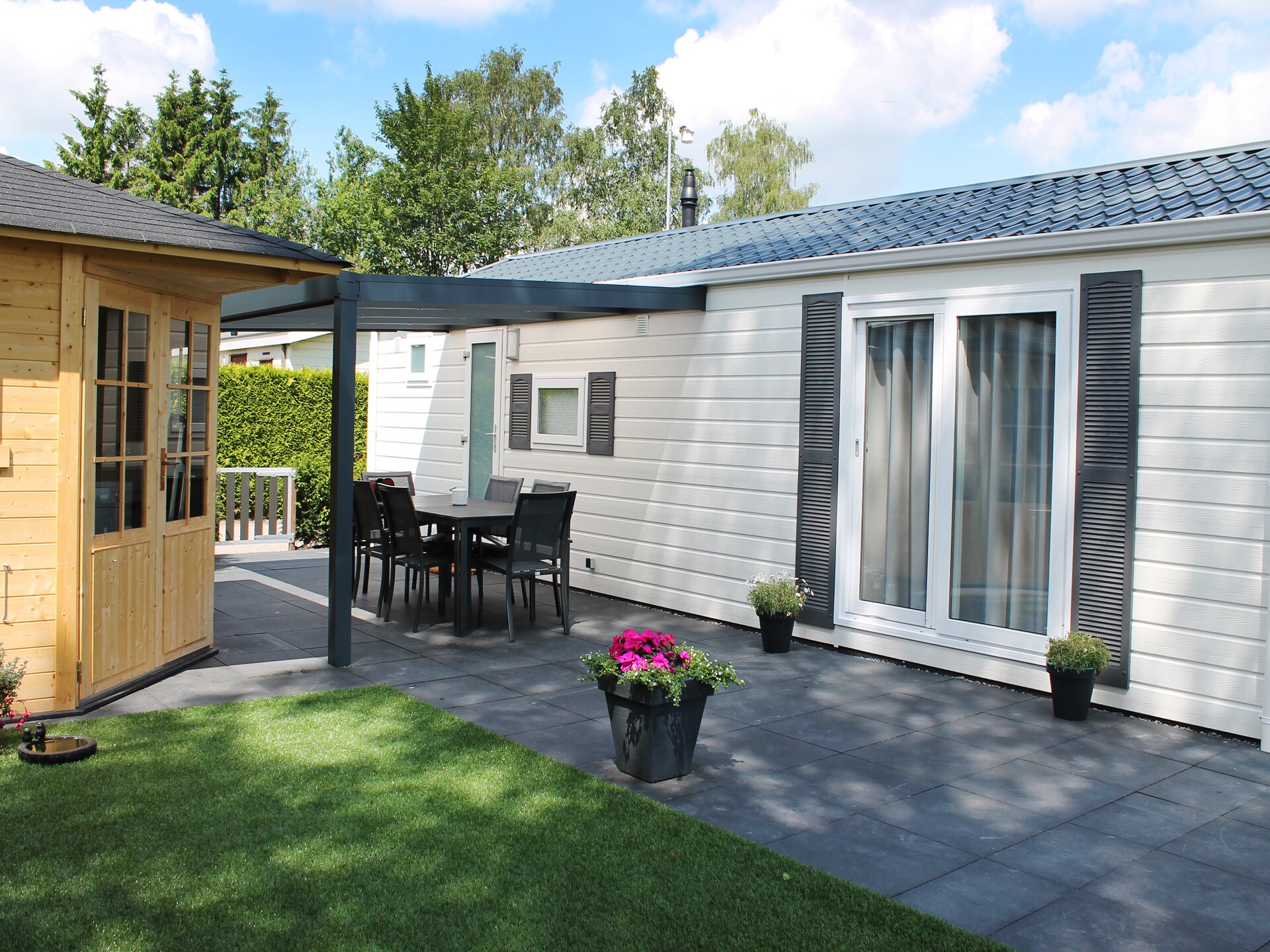Knus vrijstaand chalet met tuin op Recreatiepark de Boshoek in Voorthuizen - foto 13