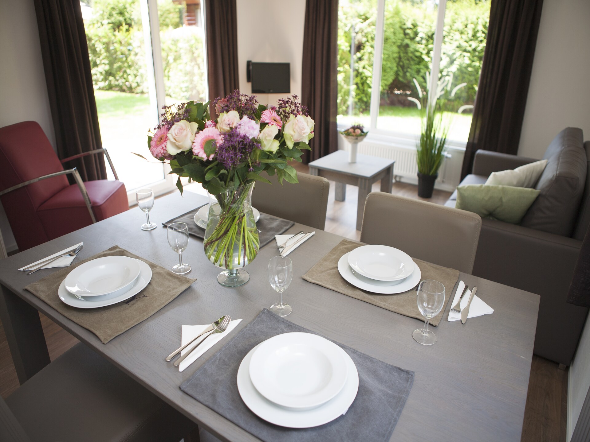 Modern chalet op Recreatiepark de Boshoek in Voorthuizen - foto 12