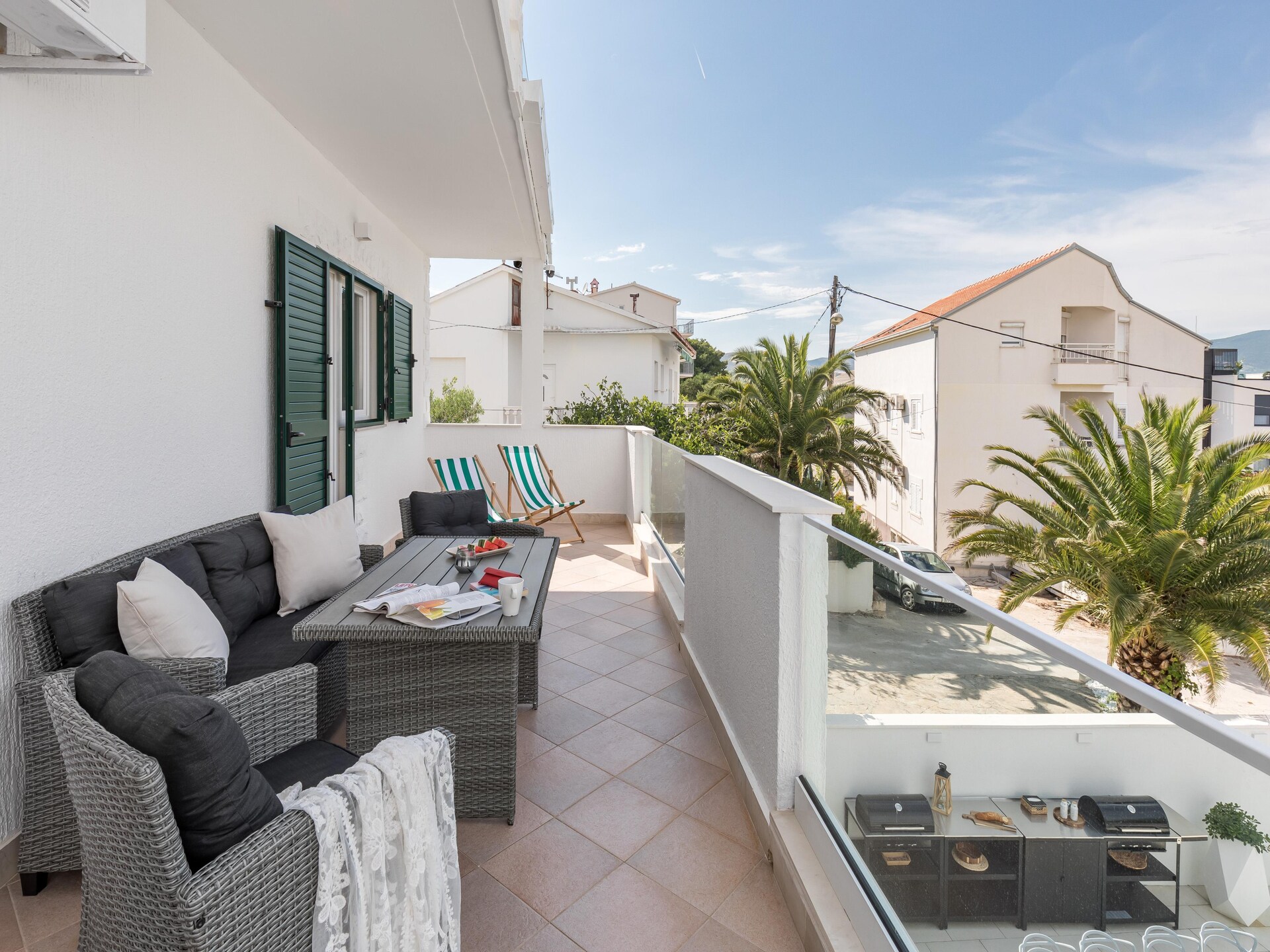 Knus appartement met zeezicht op 70m van strand in Slatine - foto 12