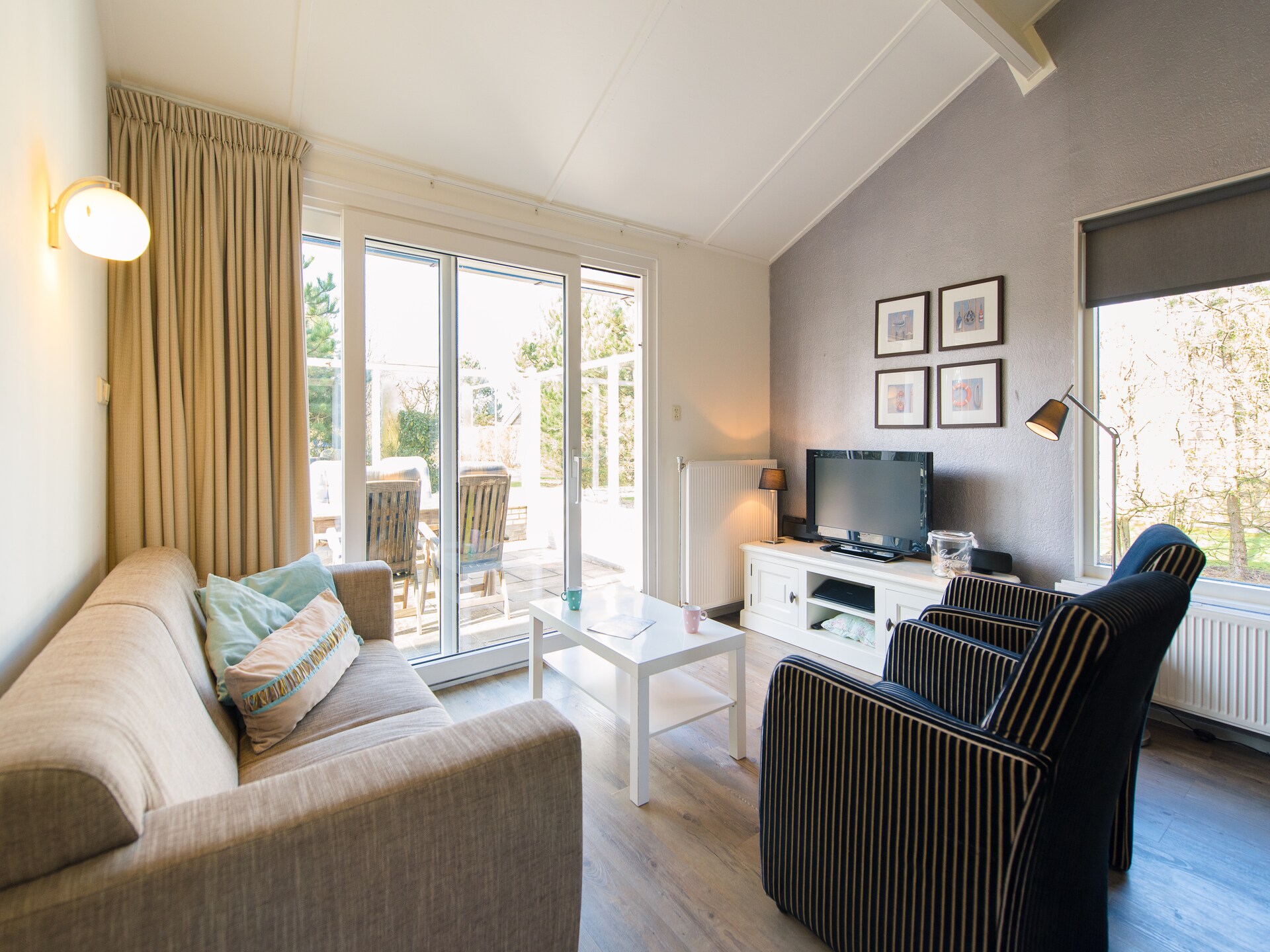 Vrijstaande bungalow op Ameland, hond welkom, dicht bij strand - foto 2