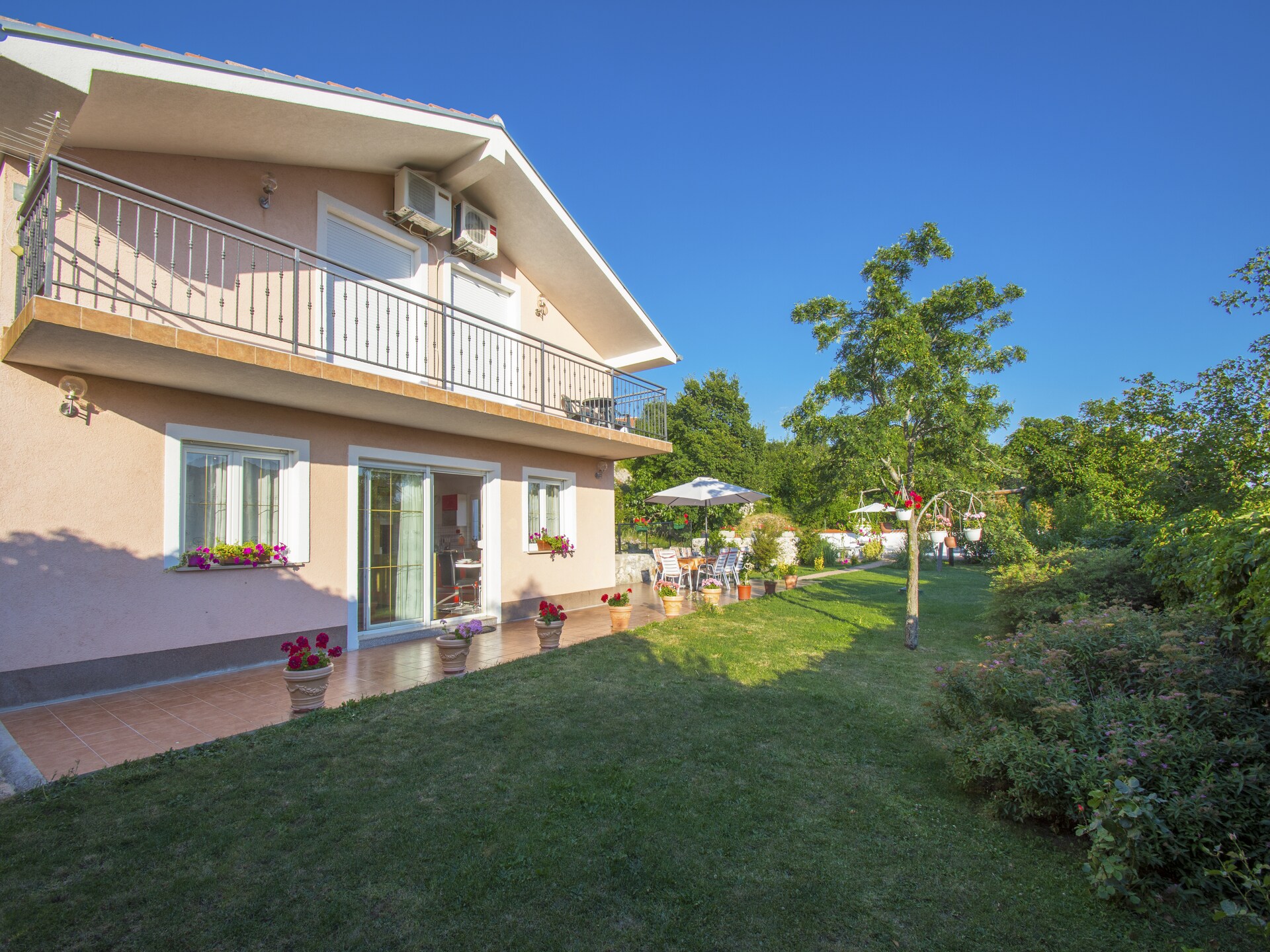 Vrijstaand vakantiehuis met privézwembad bij Crikvenica voor 8 personen - foto 1