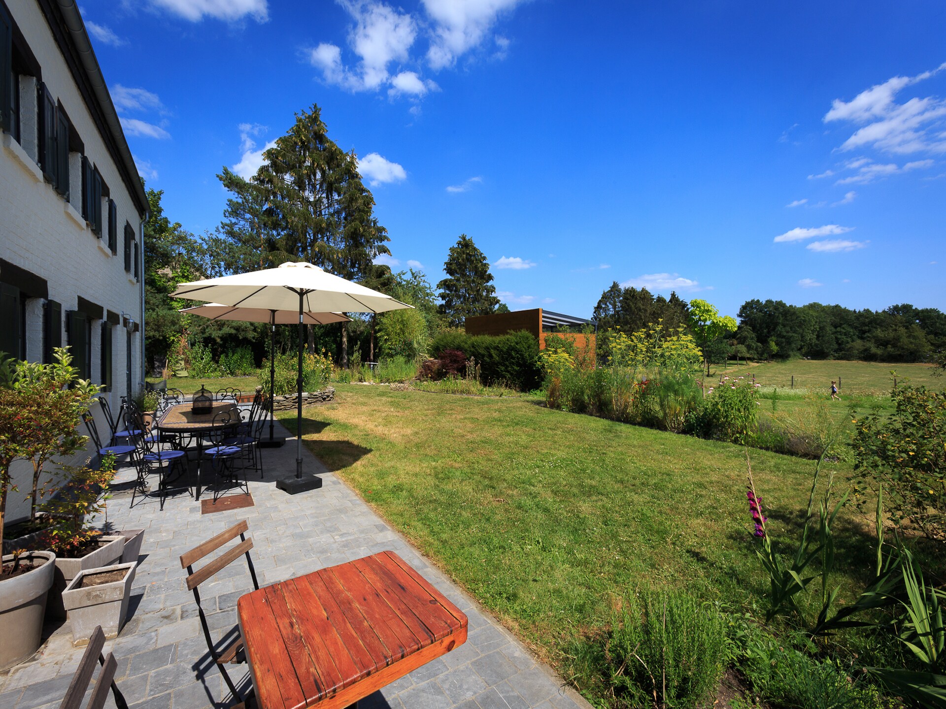 14-persoons vakantiehuis met omheinde tuin in Rochefort - foto 31