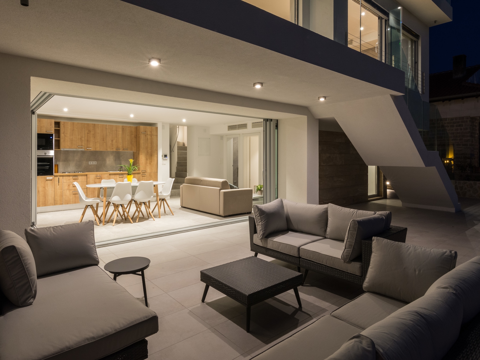 10-persoons villa aan zee in Kozino met panoramisch uitzicht - foto 33