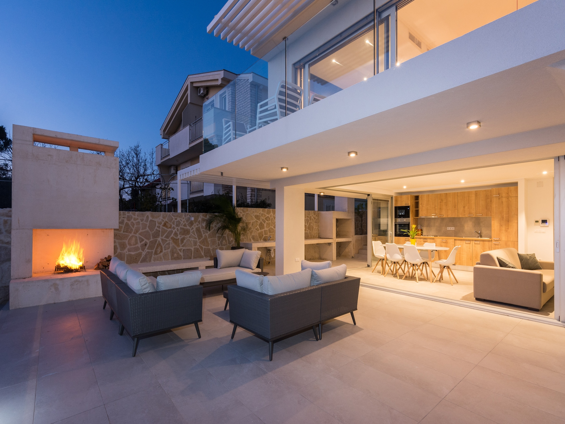 10-persoons villa aan zee in Kozino met panoramisch uitzicht - foto 12
