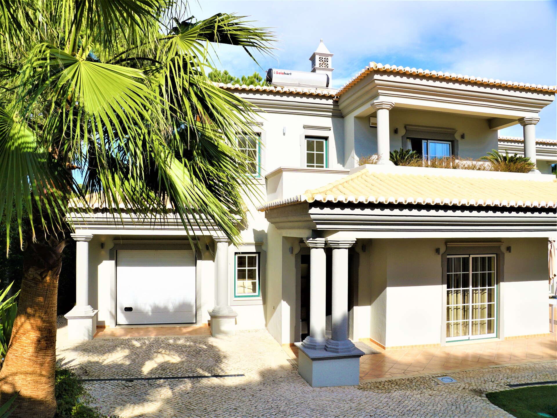 Prachtige gerenoveerde villa aan de Algarve met privézwembad nabij strand - foto 1