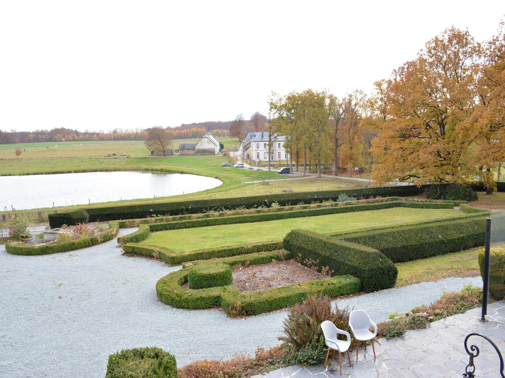 48-persoons kasteel in Freux met wellness en 19 slaapkamers - foto 35