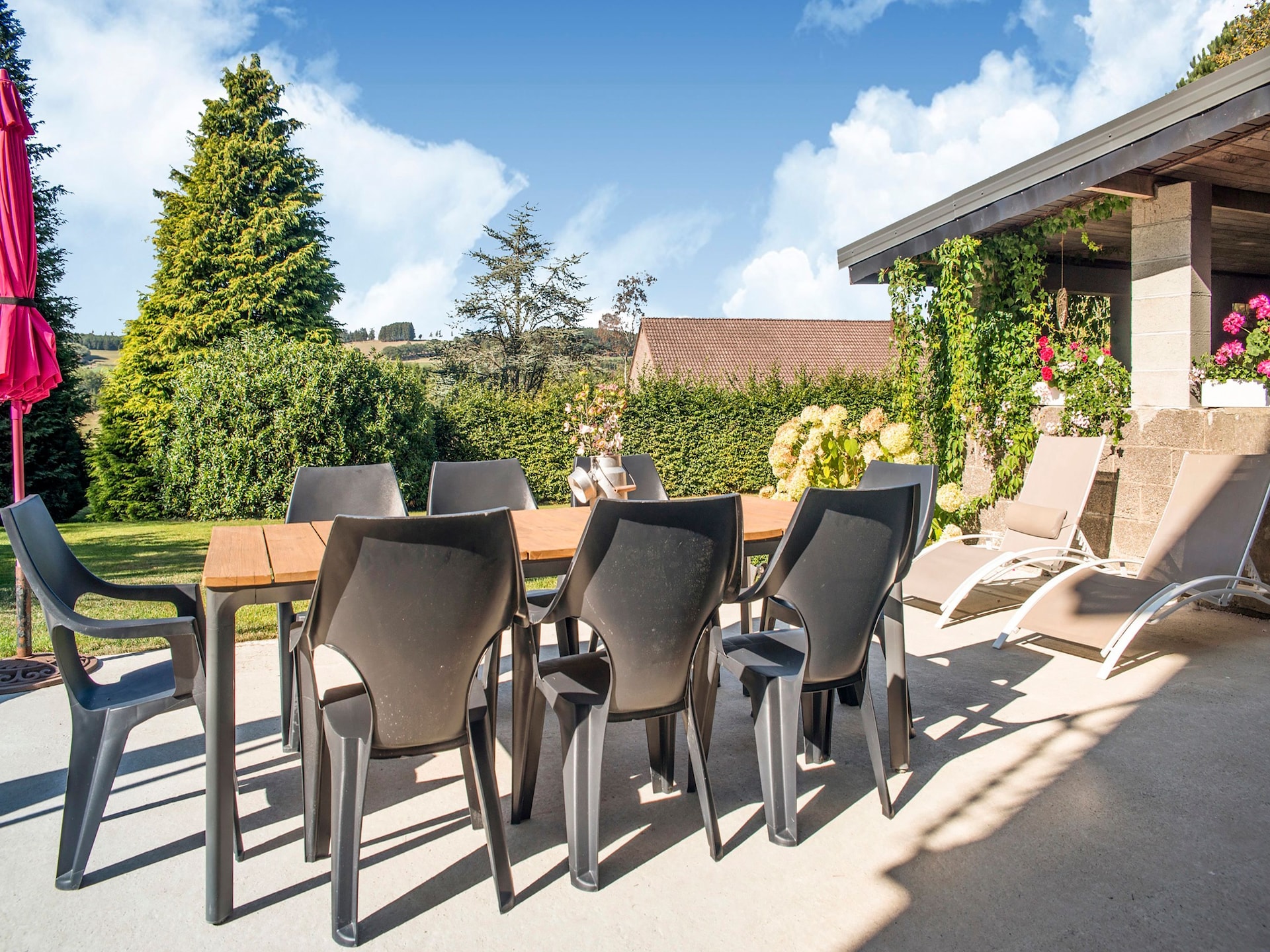 8-persoons vakantiehuis met houtkachel en tuin in Lierneux - foto 34