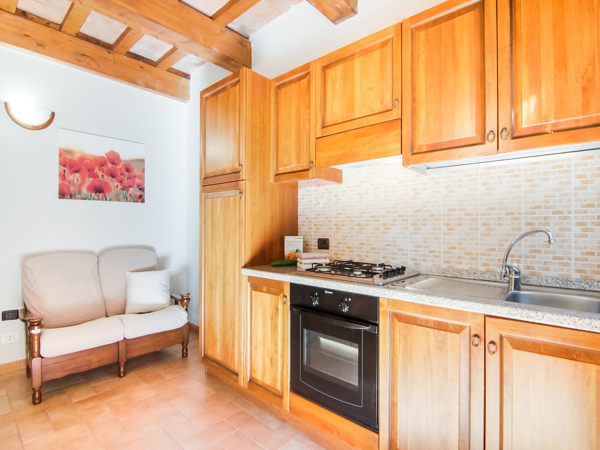 Romantisch boerderijhuisje met bubbelbad en panoramisch zwembad in Apecchio - foto 11