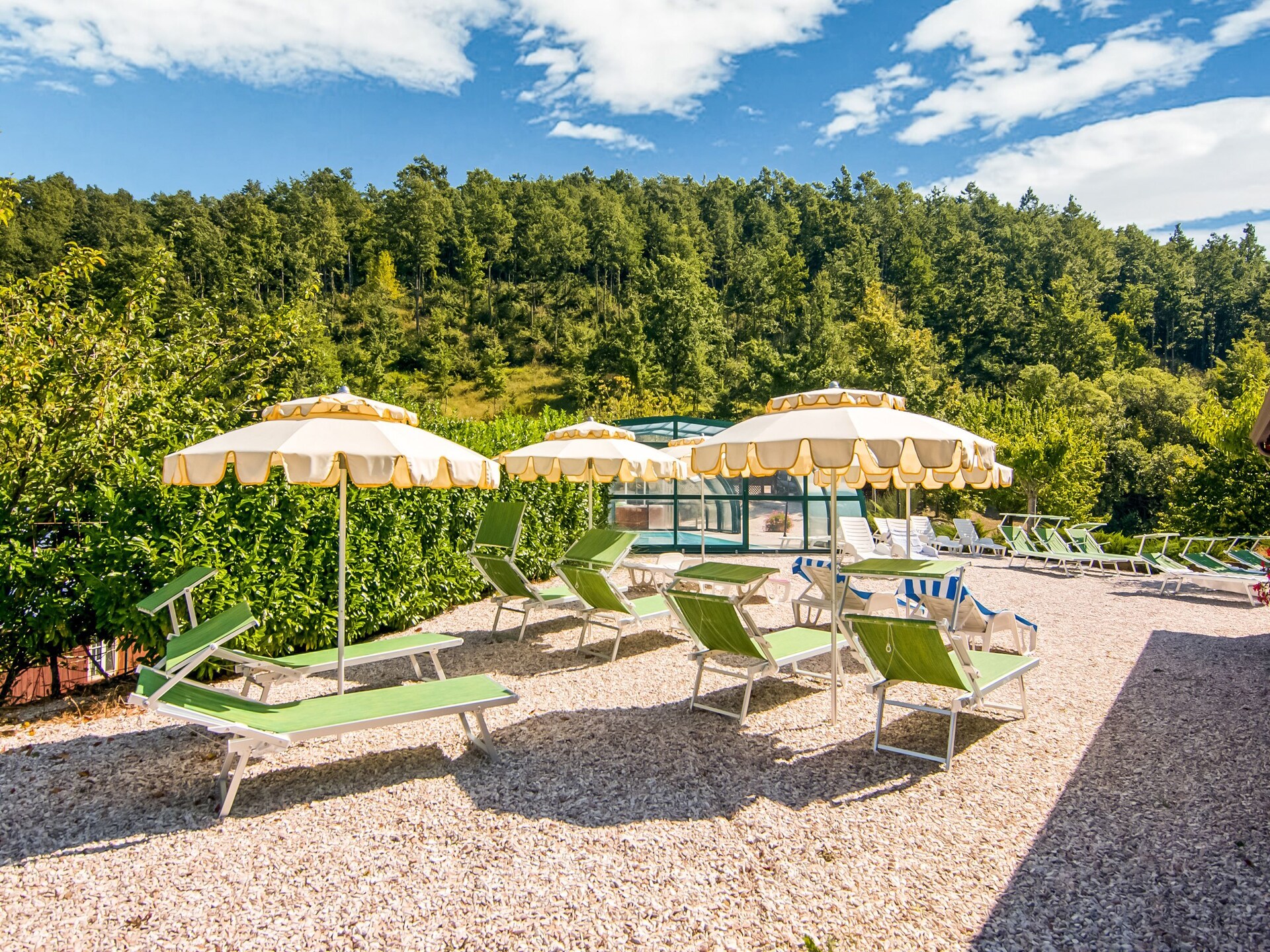 Romantisch boerderijhuisje met bubbelbad en panoramisch zwembad in Apecchio - foto 24