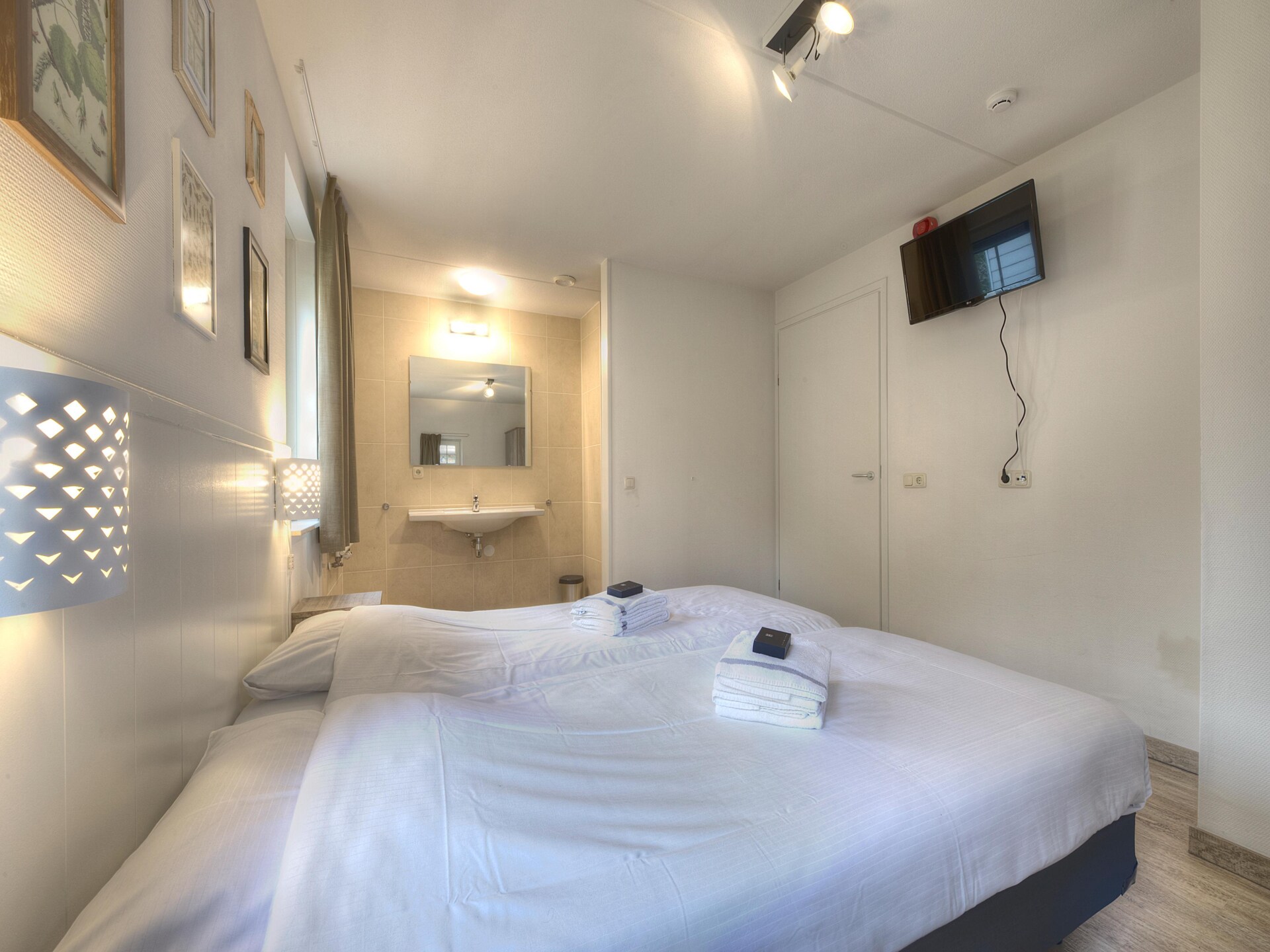 Luxe Comfort-villa voor 10 personen op Vakantiepark Weerterbergen - foto 8