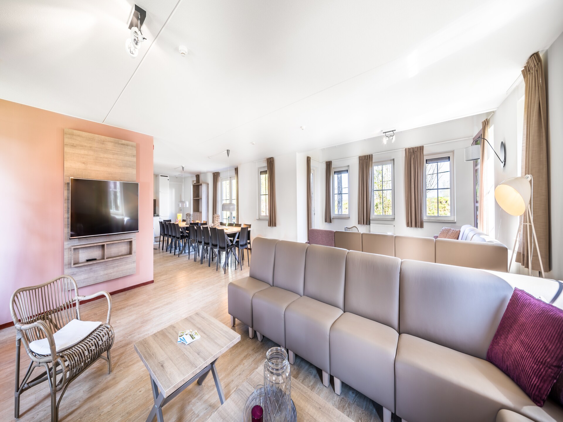 Luxe groepsvilla voor 24 personen op Vakantiepark Weerterbergen - foto 13
