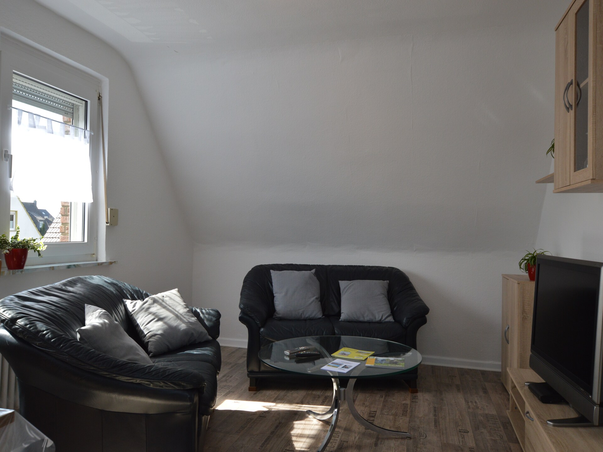 Op 1 km van centrum Rees: comfortabel appartement voor 4 personen - foto 2