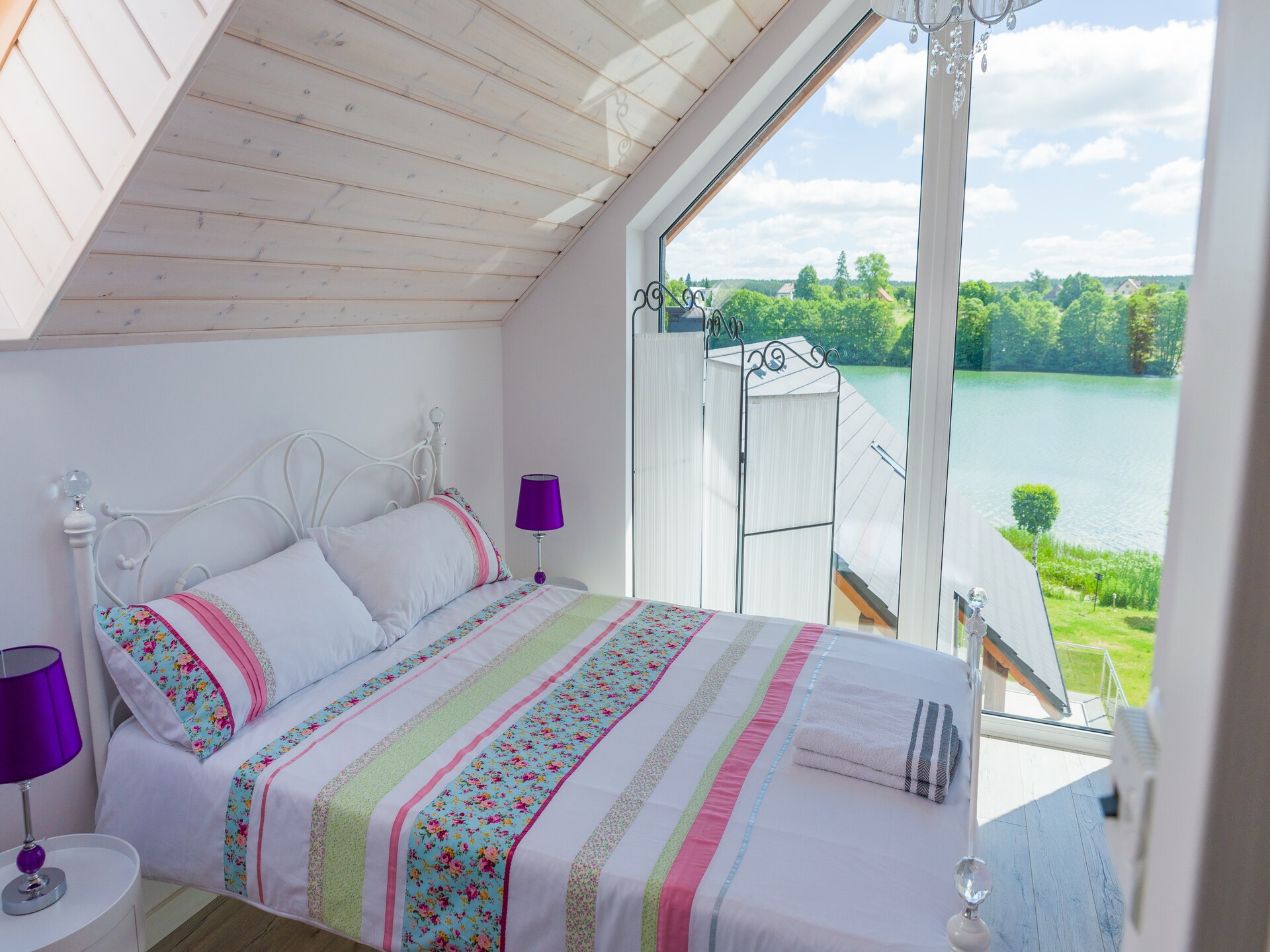 Luxe villa aan het Raduńskie-meer in het Kasjoebische Landschapspark - foto 15