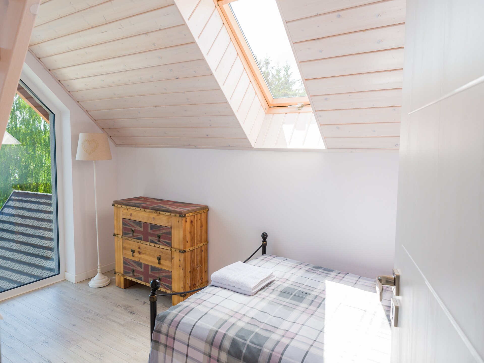 Luxe villa aan het Raduńskie-meer in het Kasjoebische Landschapspark - foto 16