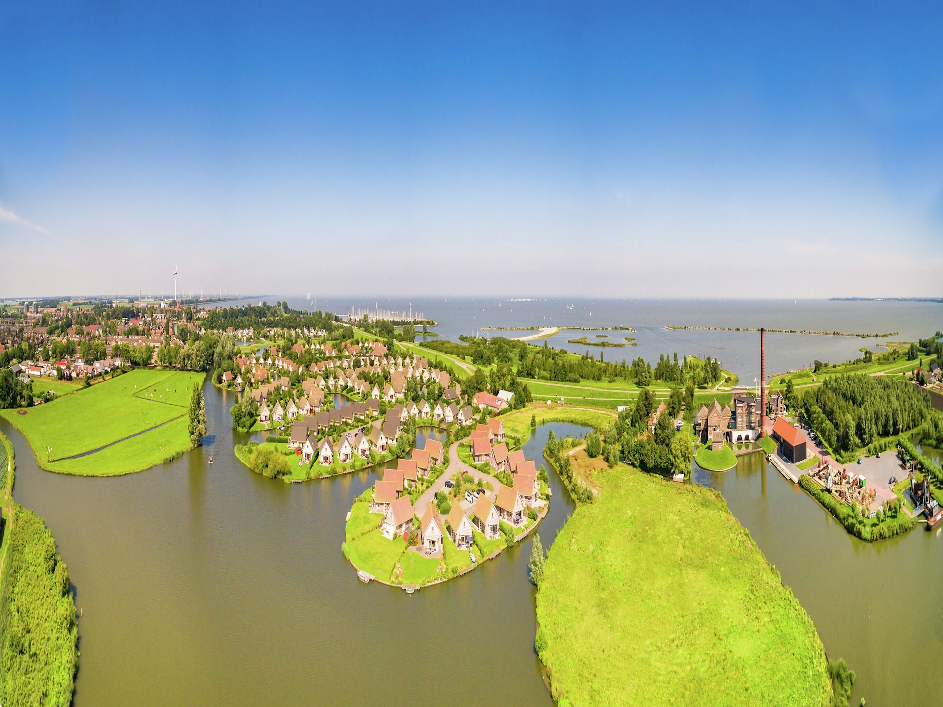 Ruim vakantiehuis aan de grachten in Medemblik voor 6 personen - foto 28