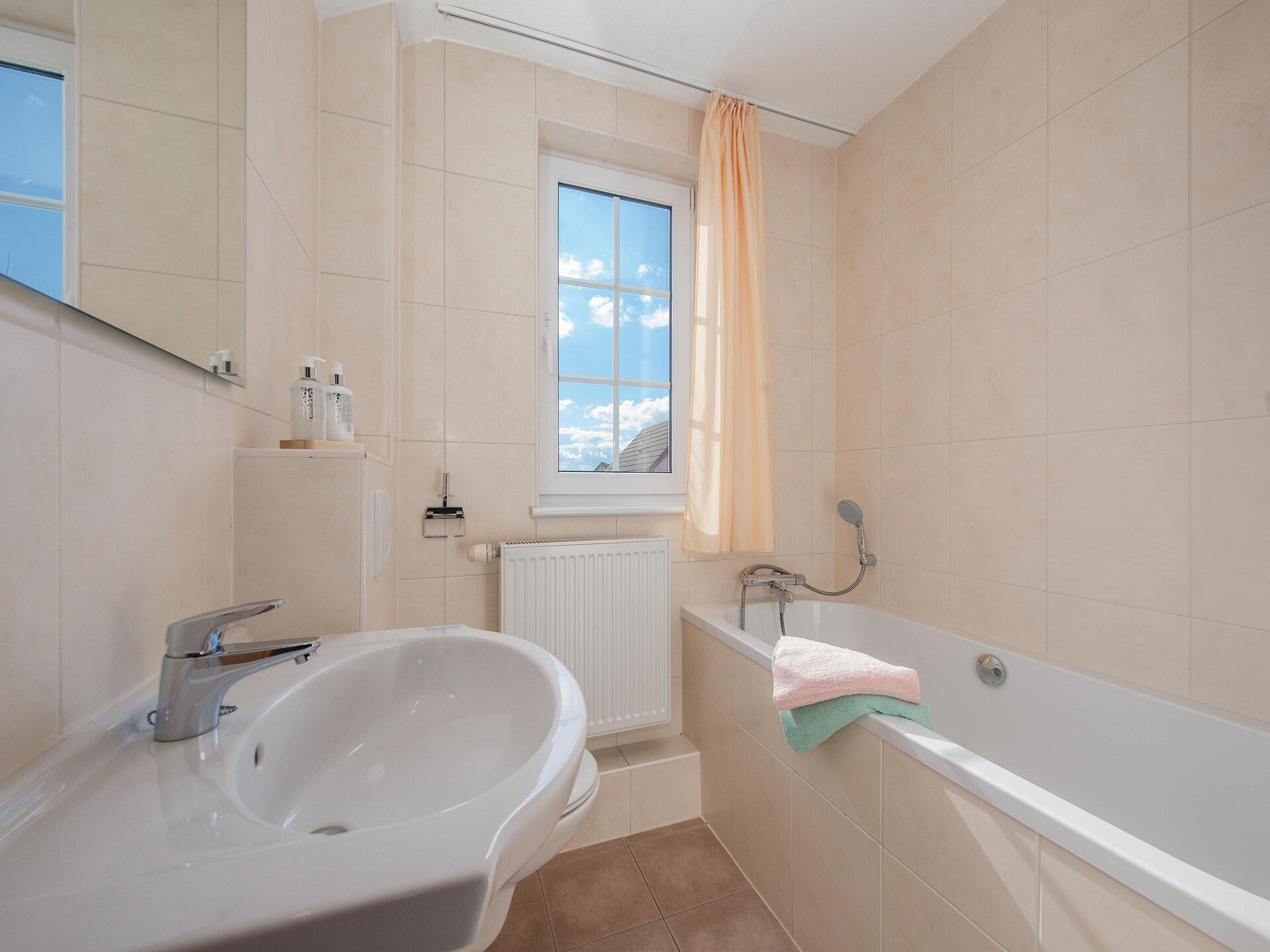 Moderne halfvrijstaande villa met sauna en tuin op vakantiepark in Cochem - foto 11