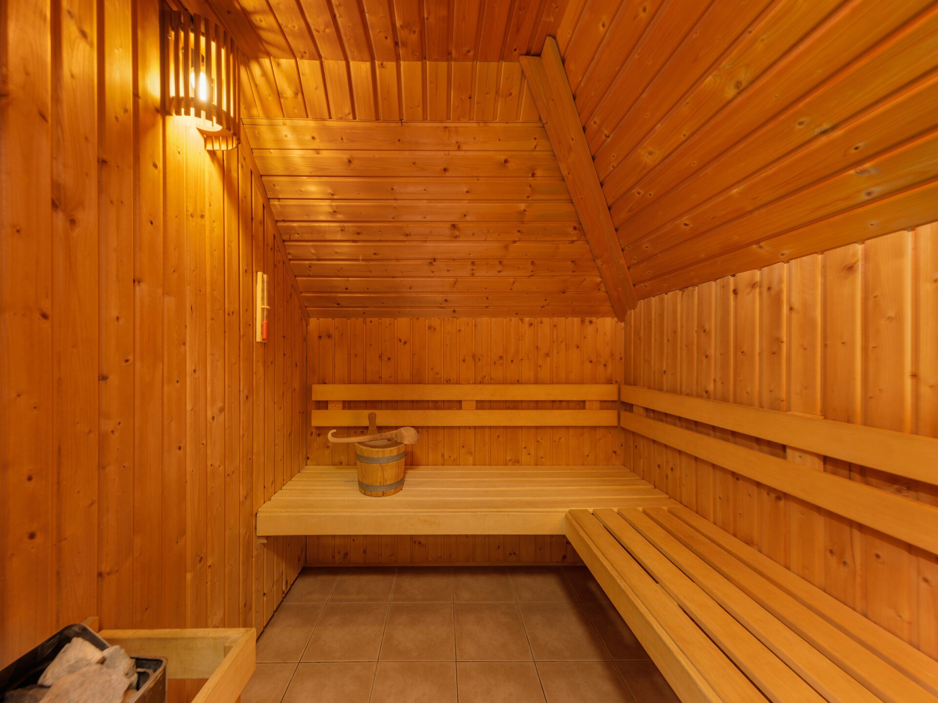 Moderne halfvrijstaande villa met sauna en tuin op vakantiepark in Cochem - foto 34