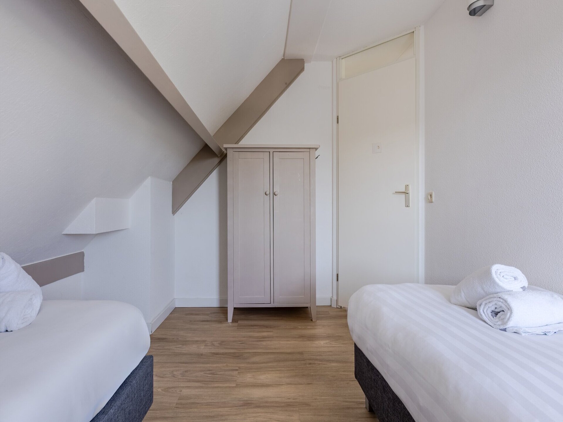 Buitenhof Domburg 12: Luxe vrijstaande villa op loopafstand van de Noordzee - foto 12