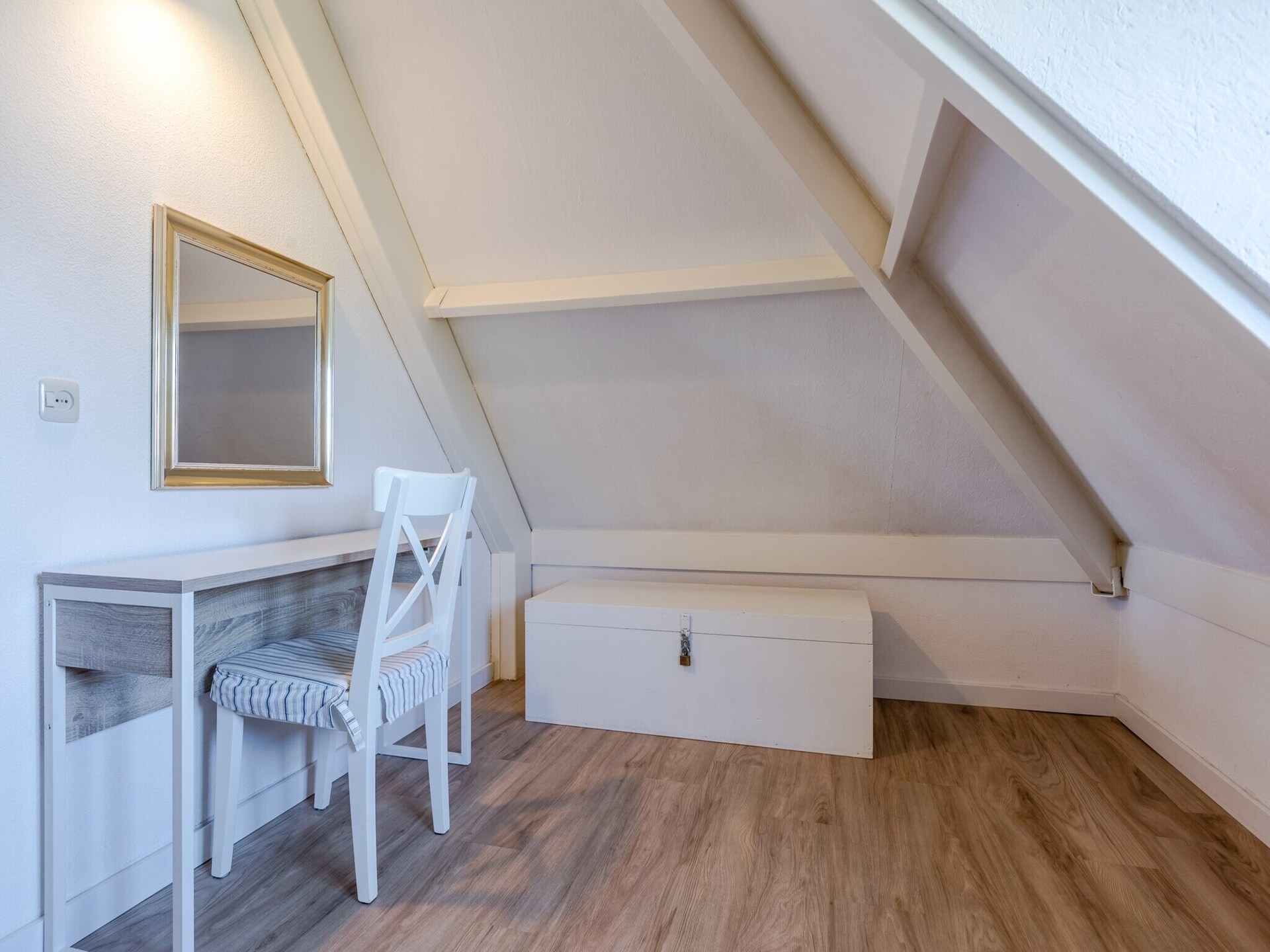 Buitenhof Domburg 12: Luxe vrijstaande villa op loopafstand van de Noordzee - foto 17