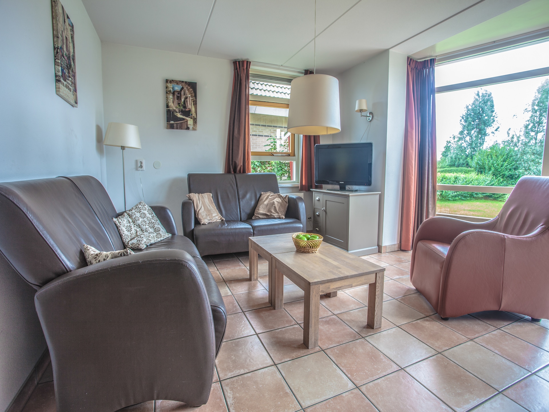 Vrijstaand vakantiehuis voor 6 aan open vaarwater in Medemblik met privésteiger - foto 2