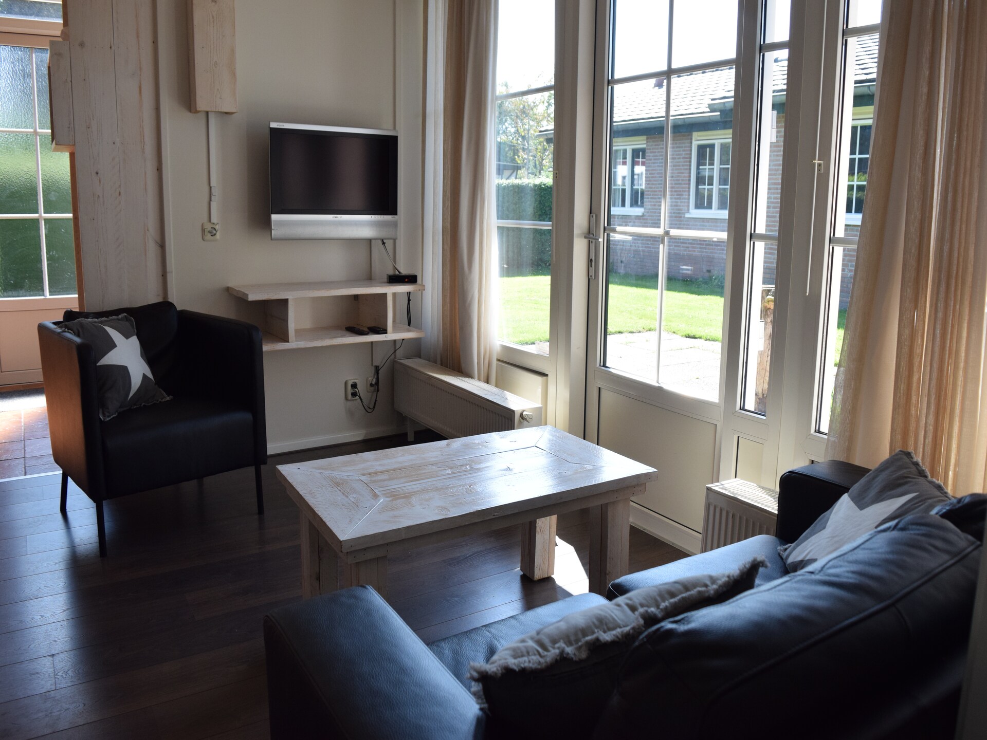 Gezellige stenen bungalow voor 4 personen op Recreatiepark de Boshoek in Voorthuizen - foto 4