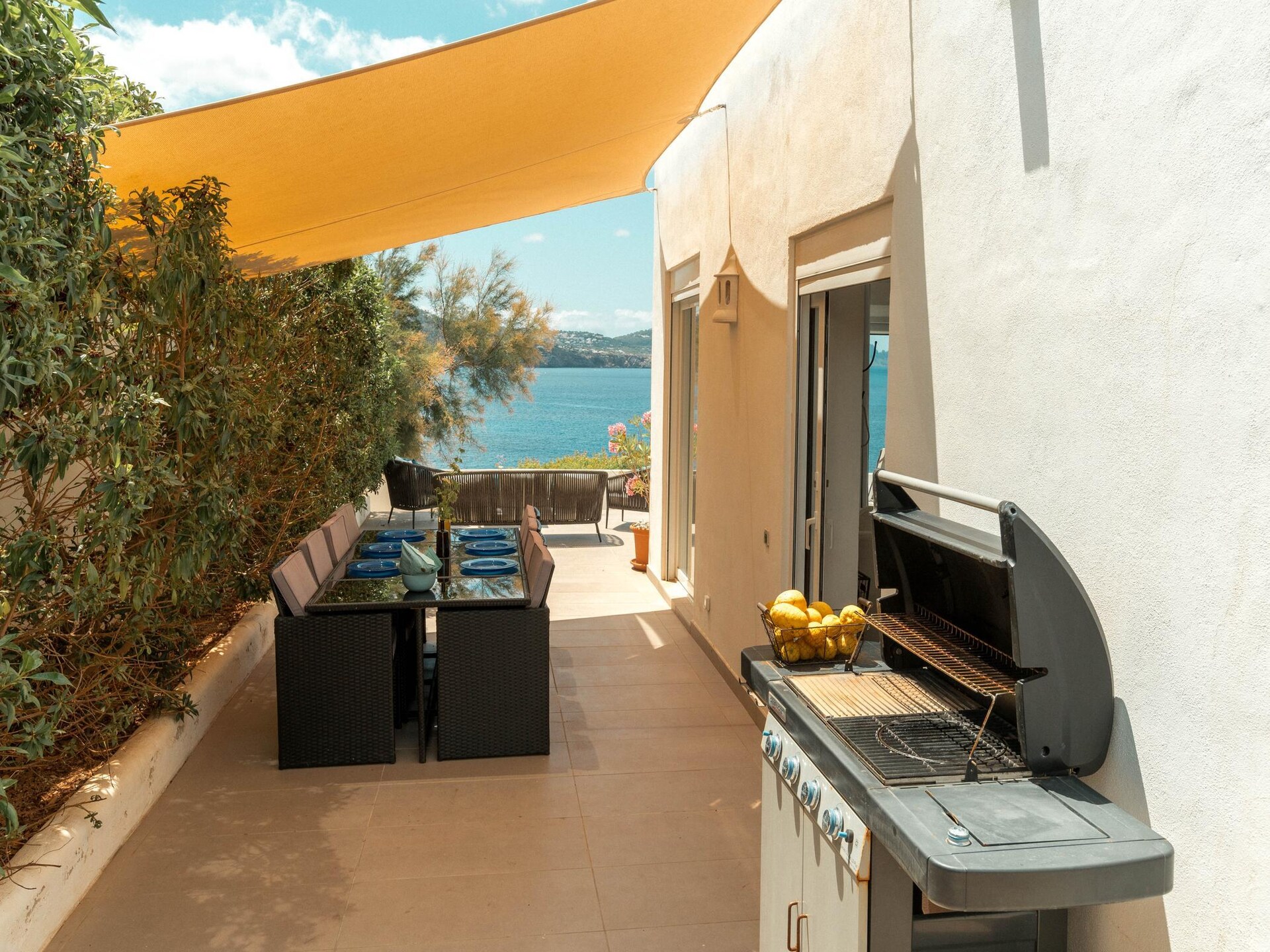 Moderne vrijstaande villa met privézwembad op 500 meter van Cala Codolar - foto 33