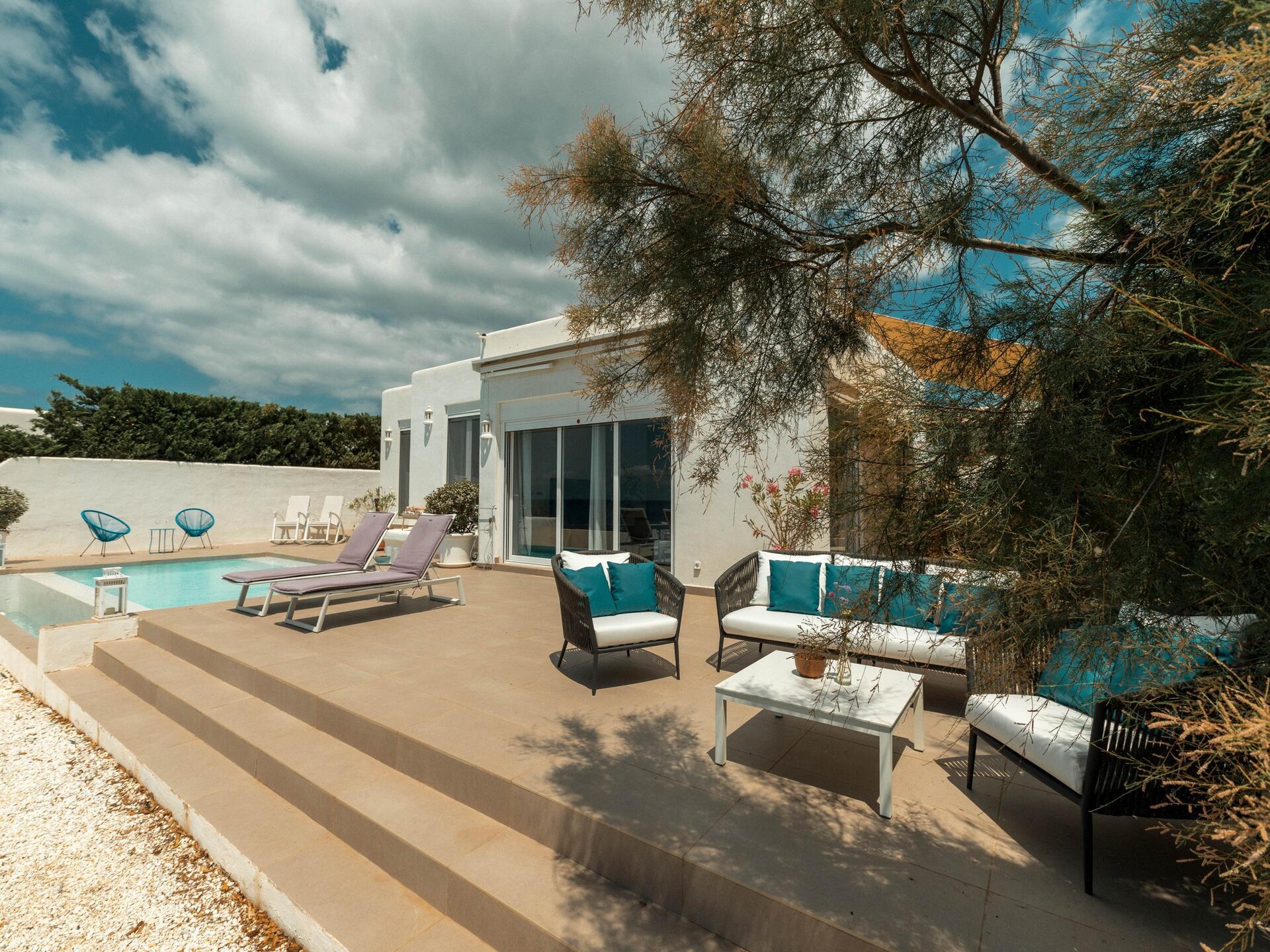 Moderne vrijstaande villa met privézwembad op 500 meter van Cala Codolar - foto 29