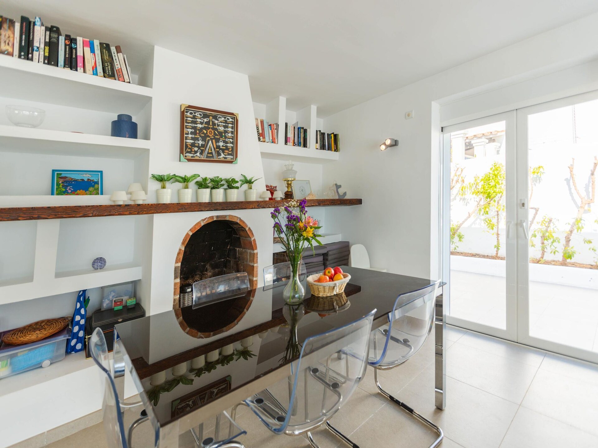 Moderne vrijstaande villa met privézwembad op 500 meter van Cala Codolar - foto 15