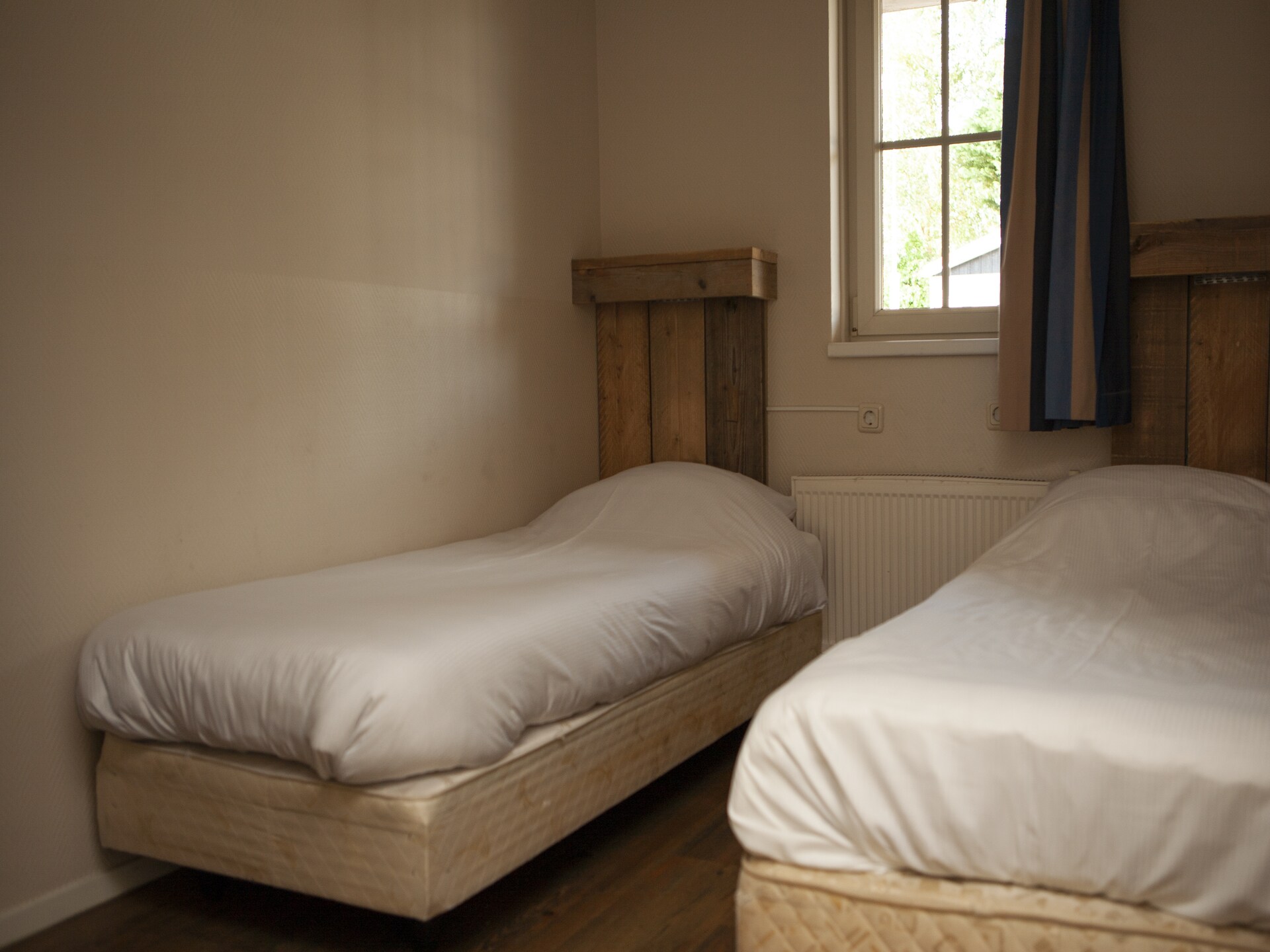 Groepsbungalow met haard op de Veluwe, 14 pers., huisdieren welkom - foto 5