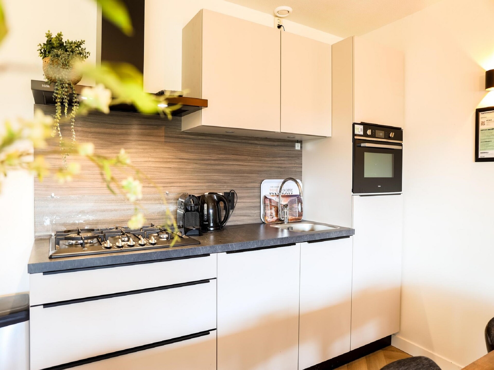 Groepsbungalow met haard op de Veluwe, 14 pers., huisdieren welkom - foto 3
