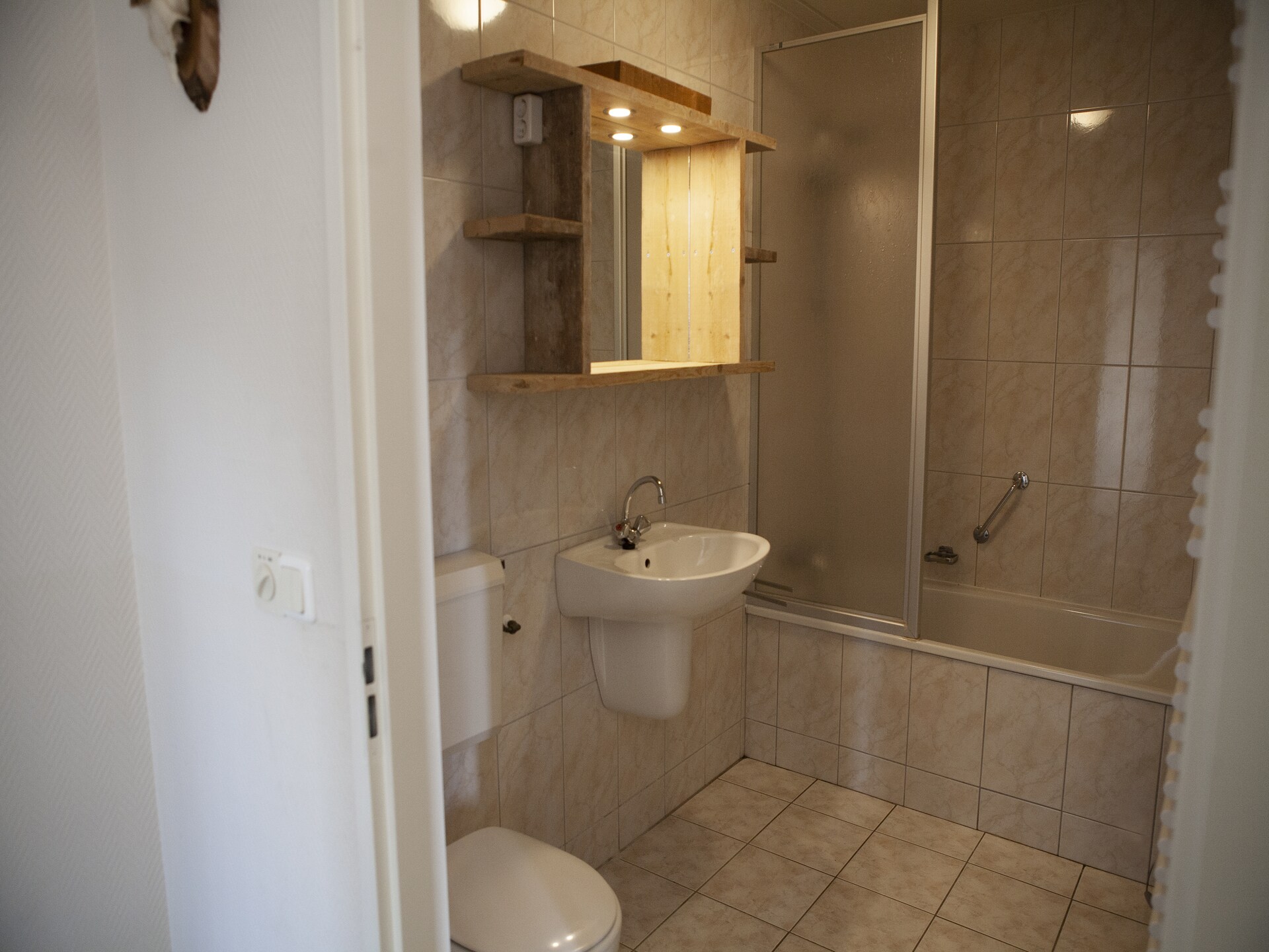 Luxe groepsbungalow met 8 slaapkamers op de Veluwe, honden welkom - foto 14
