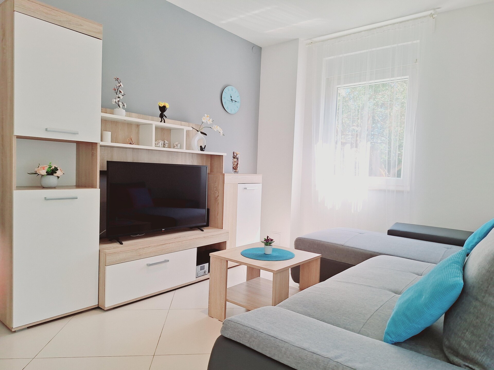 Op 1,0 km van het centrum: modern appartement aan zee in Kastel Stafilic - foto 12