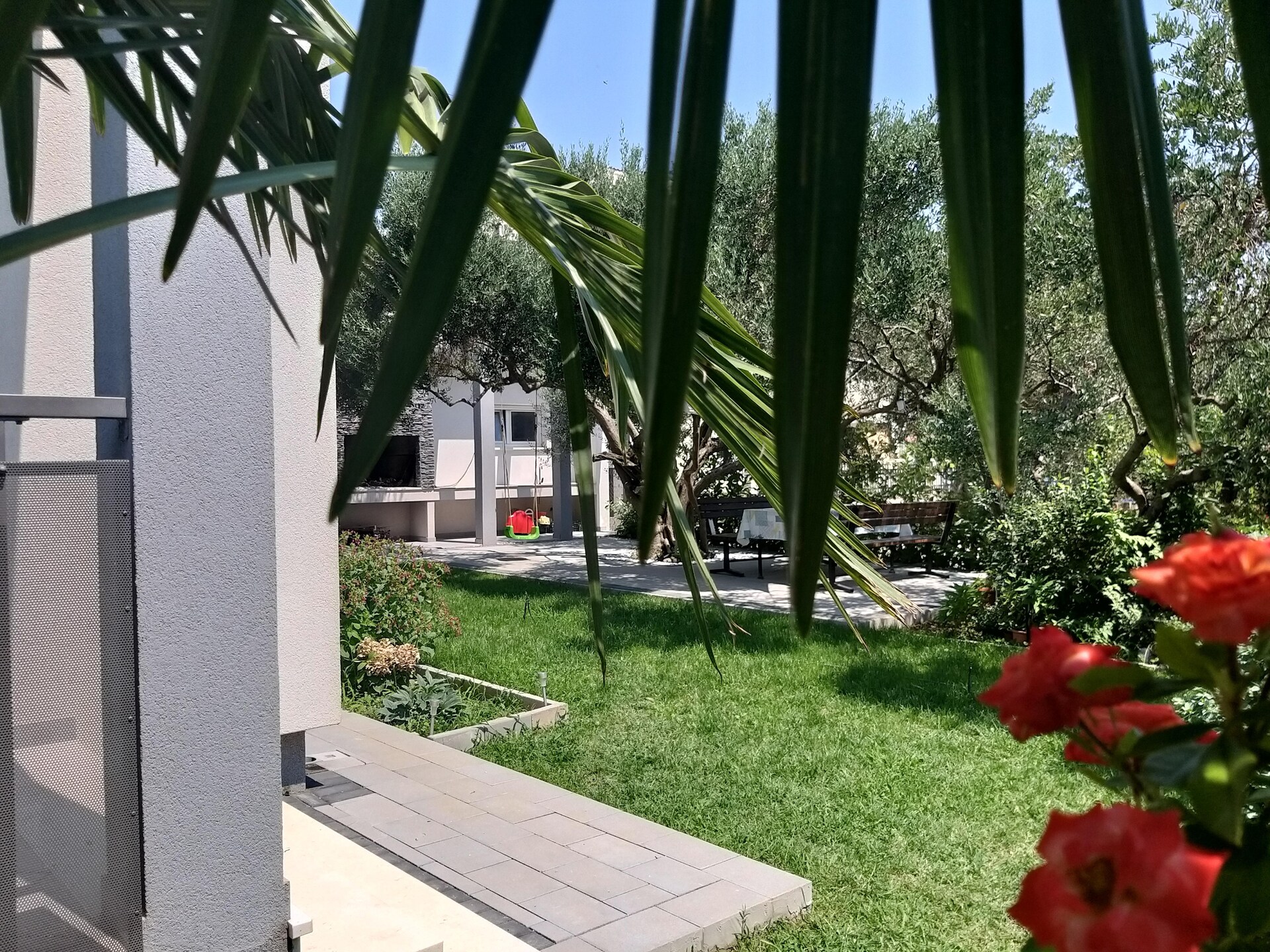 Op 1,0 km van het centrum: modern appartement aan zee in Kastel Stafilic - foto 32