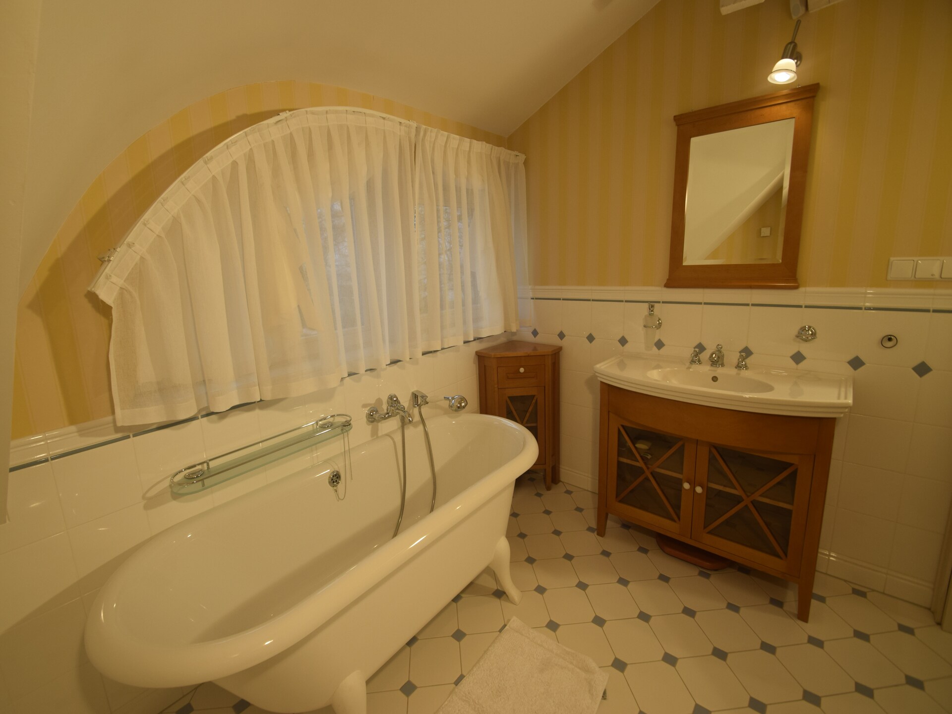 Luxe villa met sauna, bubbelbad & tuin op 500m van het strand - foto 25