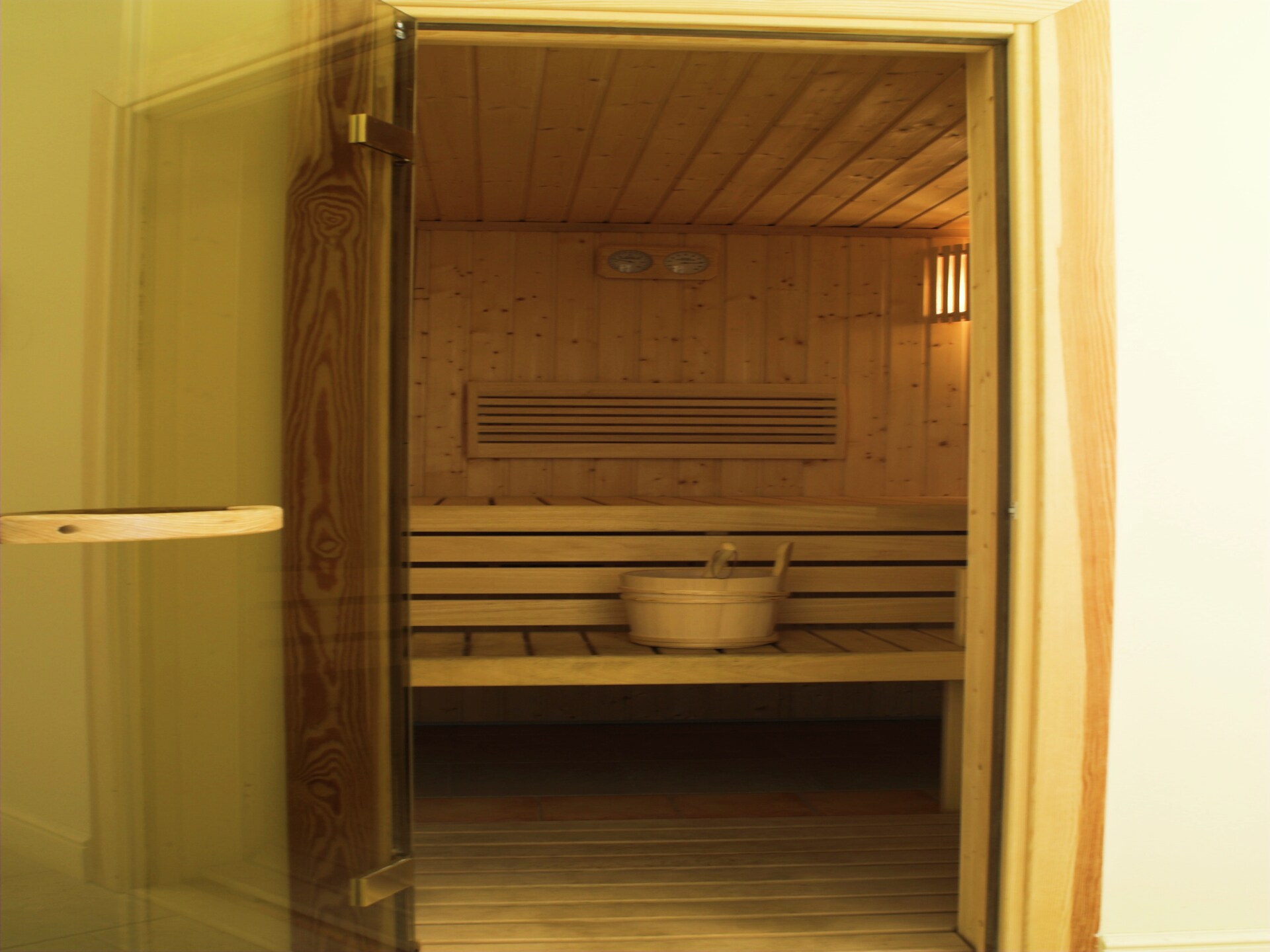 Luxe villa met sauna, bubbelbad & tuin op 500m van het strand - foto 40
