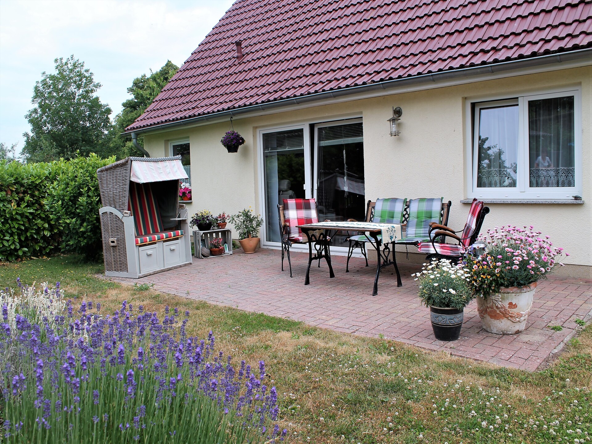 Gezellig vakantiehuis in Hohenkirchen met tuin en strandkorf - foto 15