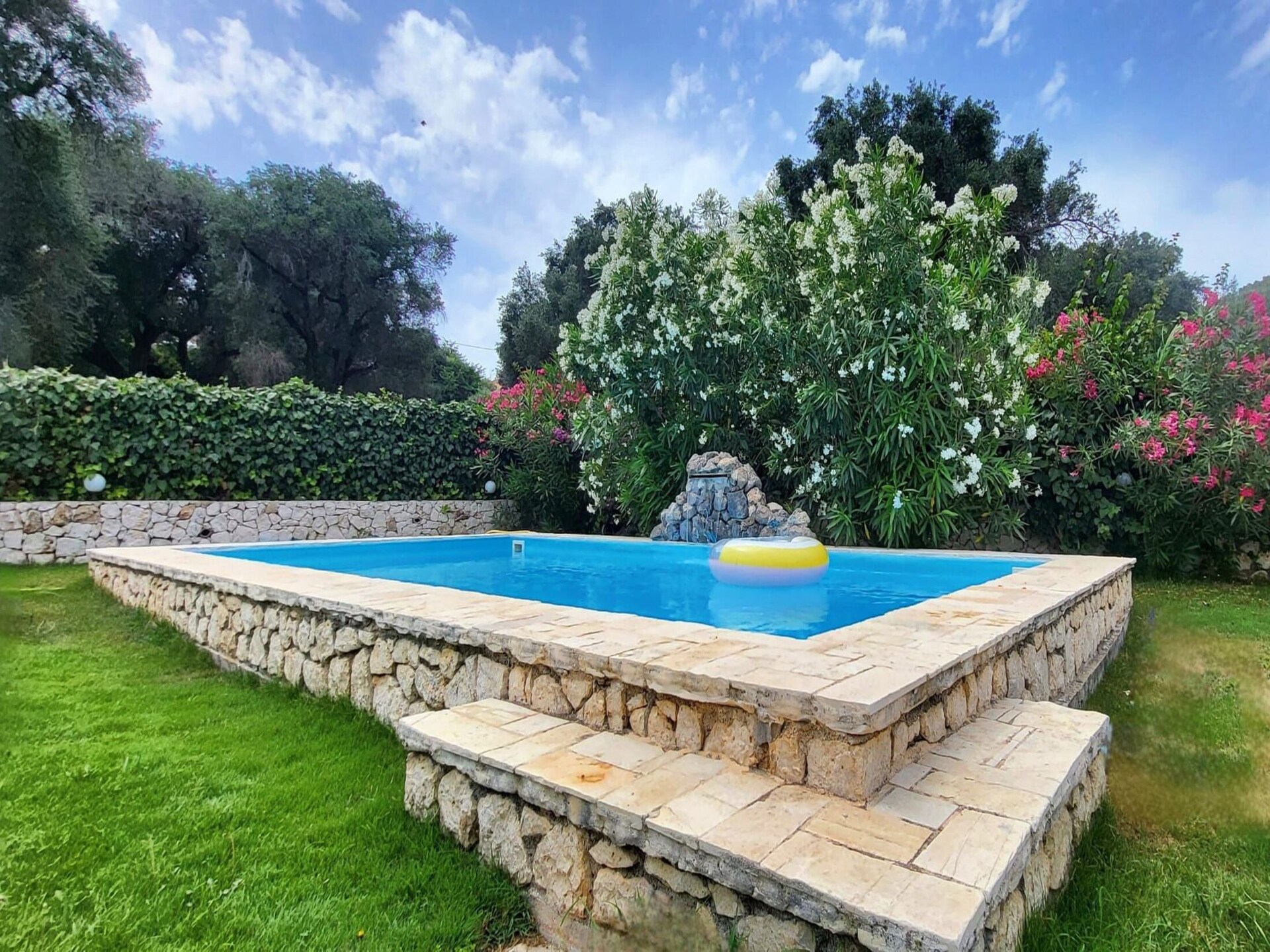 Villa Spirena: Vrijstaande villa met uitzicht op zee bij Afionas, Corfu - foto 1