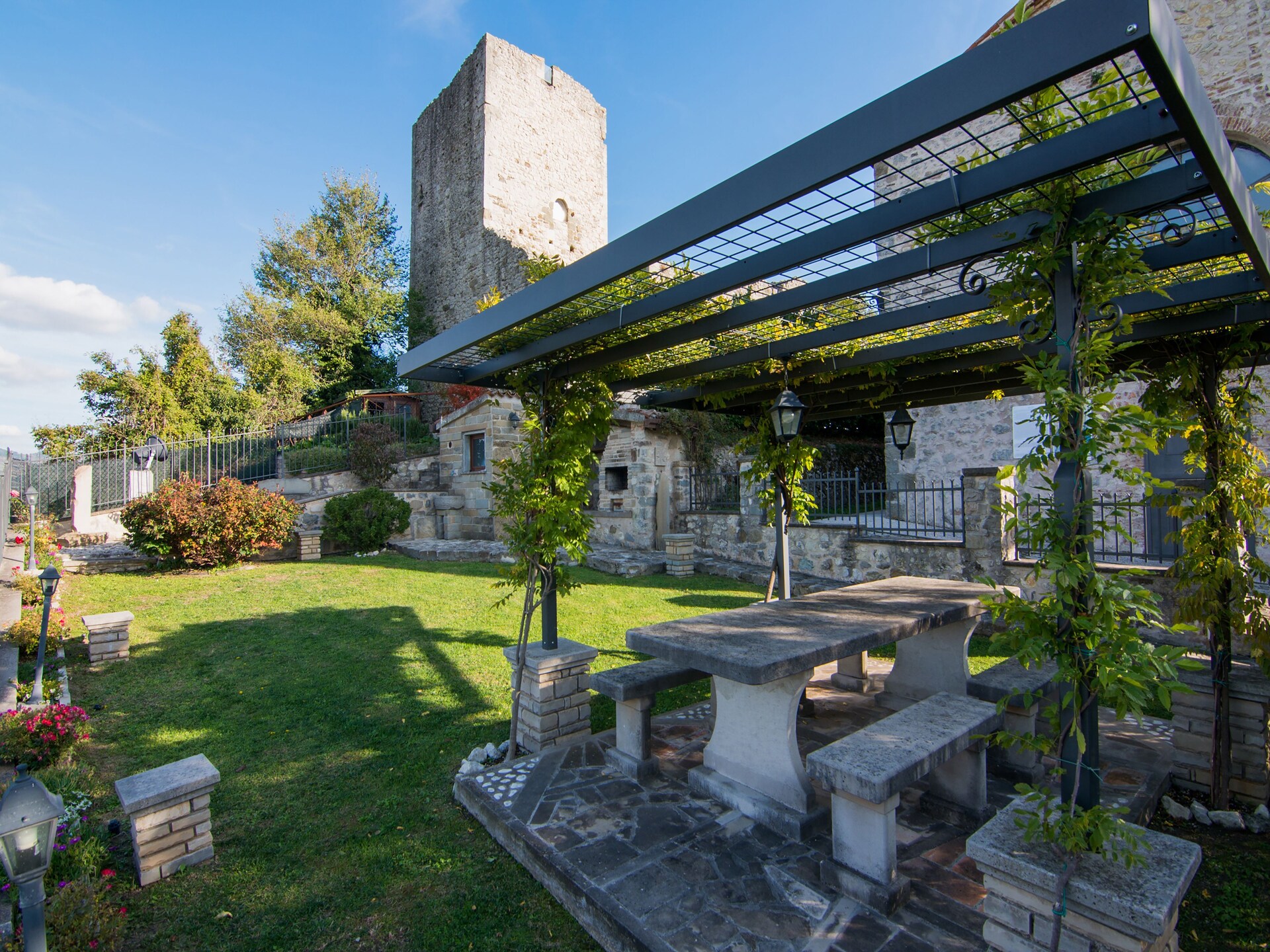 La Grotta: Historisch huis in de rotsen van Petrella Guidi - foto 10
