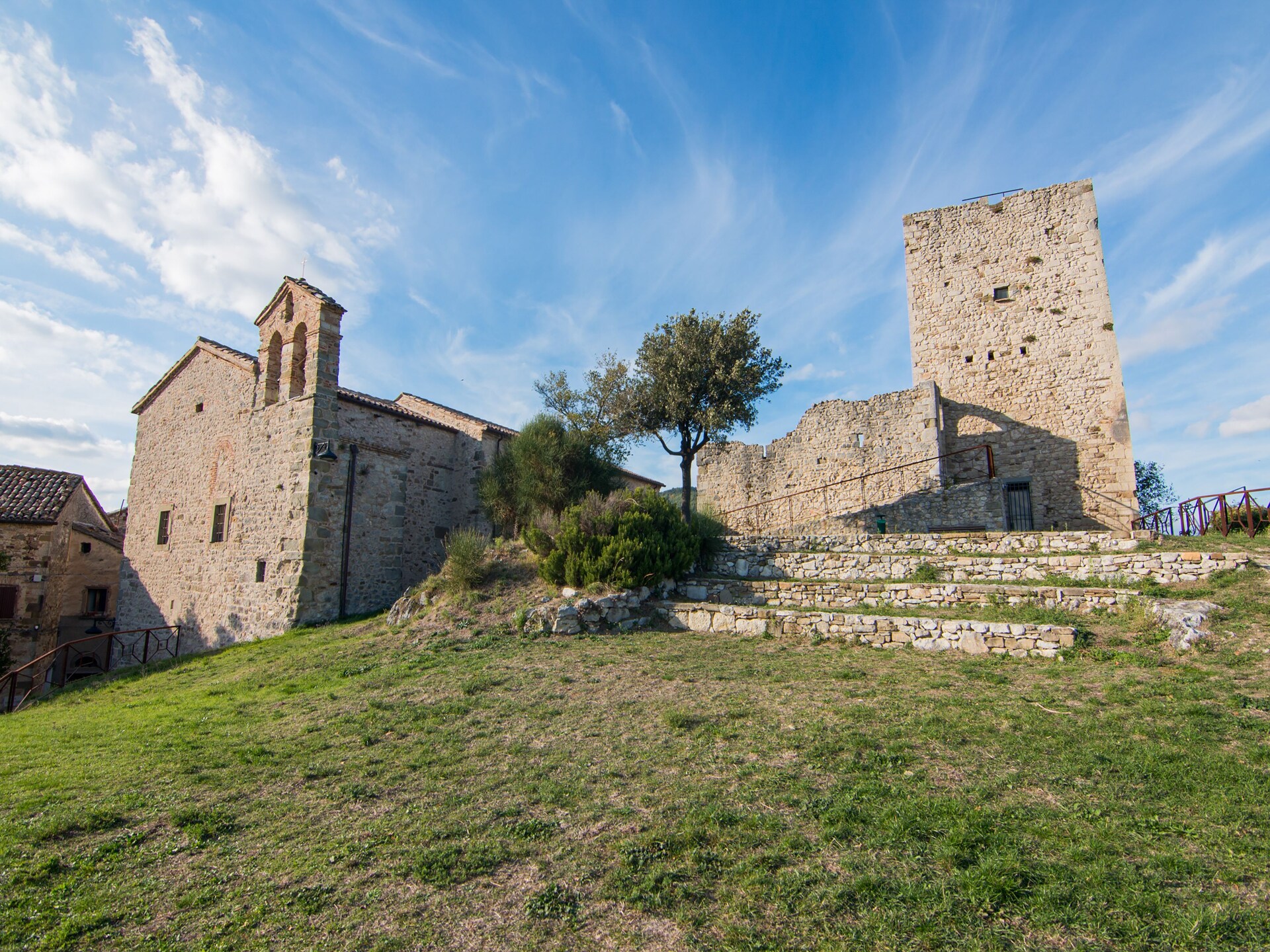 La Grotta: Historisch huis in de rotsen van Petrella Guidi - foto 19