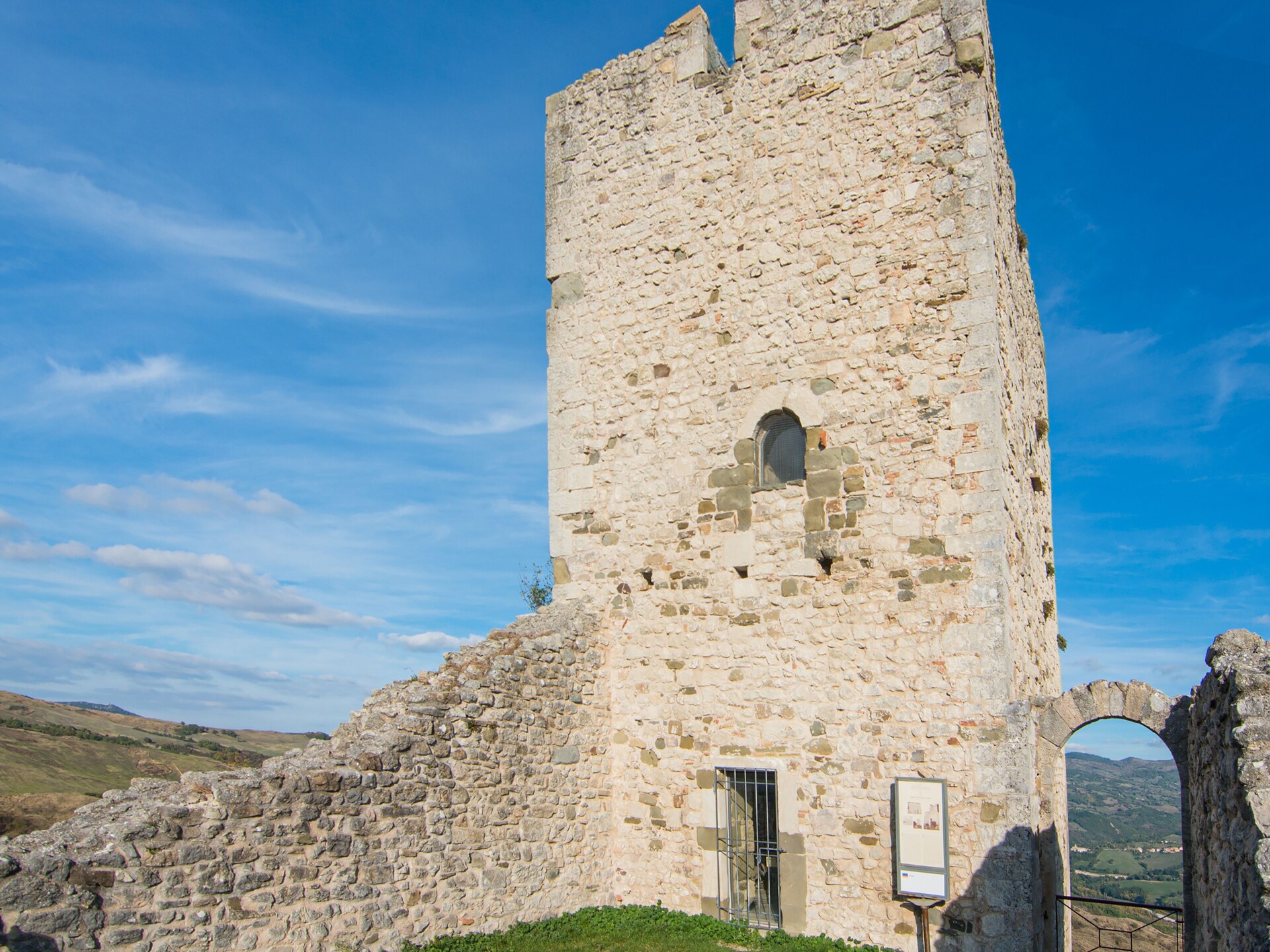 La Grotta: Historisch huis in de rotsen van Petrella Guidi - foto 36