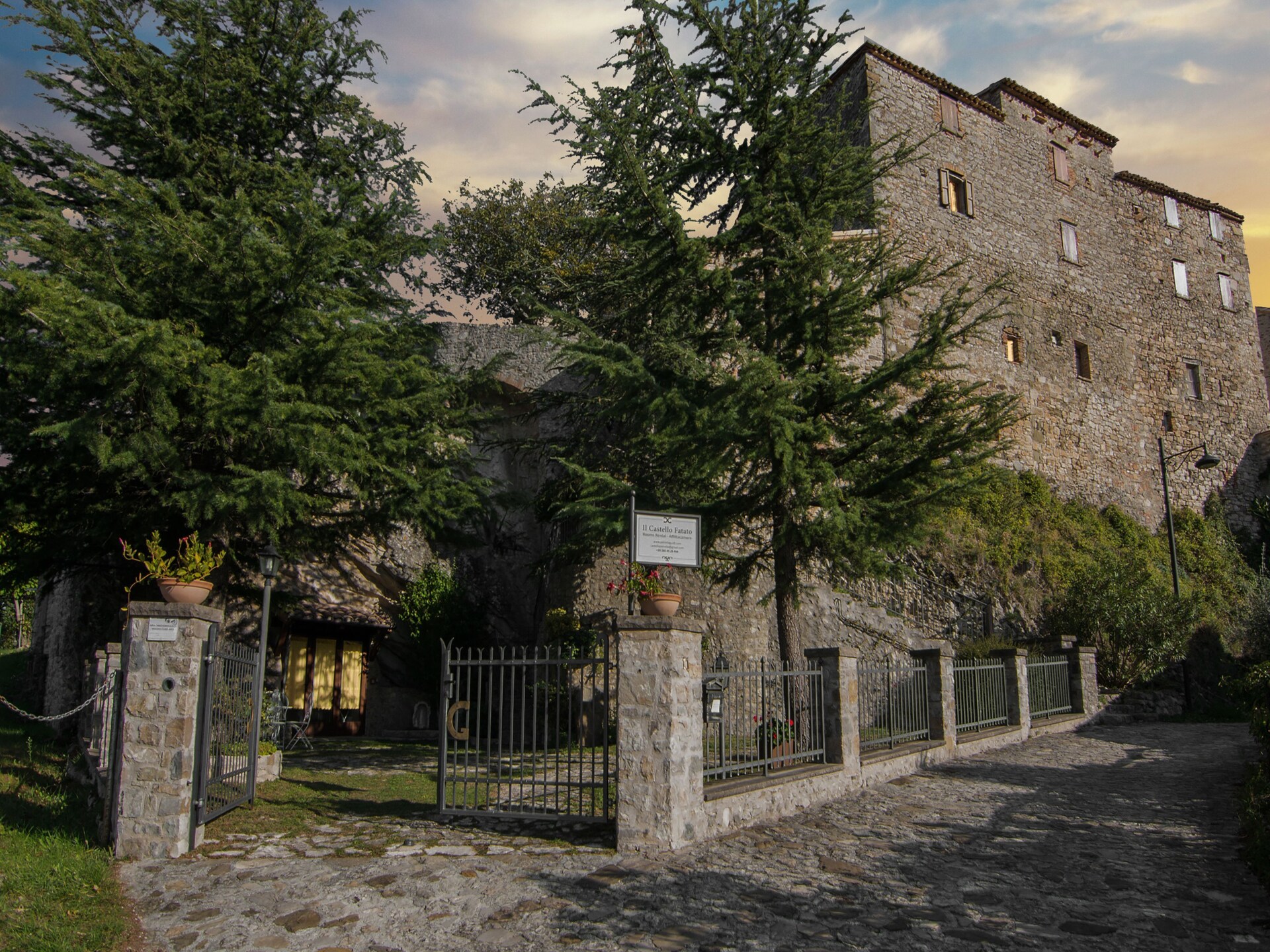 La Grotta: Historisch huis in de rotsen van Petrella Guidi - foto 40