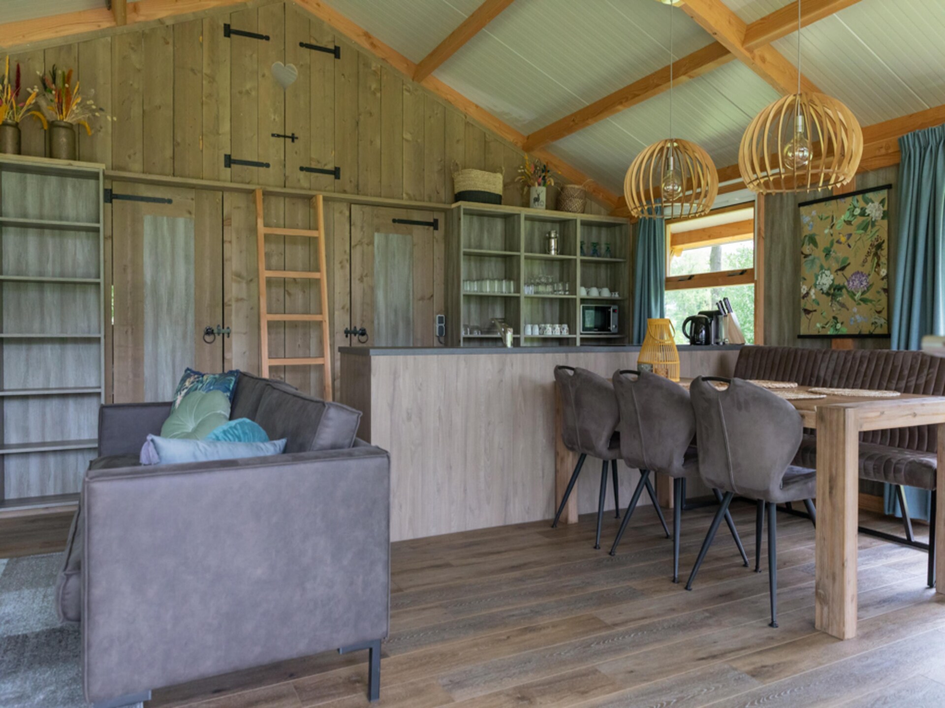Luxe glamping tent op rustiek vakantiepark in het Overijsselse Buurse - foto 13